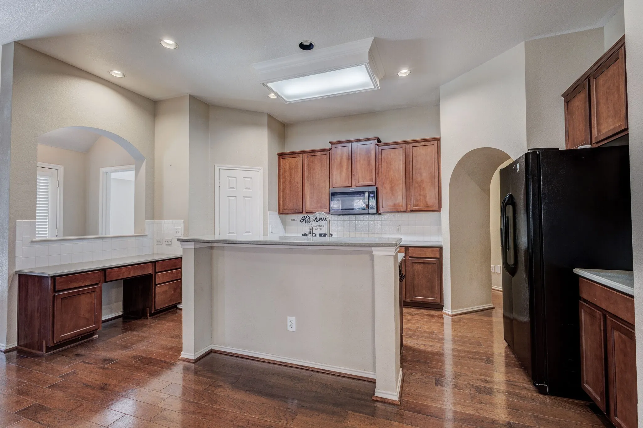 Single Family Residence For Rent in Collin County , 3200 Edgebrook Court, Wylie, Texas 75098, 4 Bedroom, 2 Bathroom, 2 Garage spaces, 2,200 Sqft, built in 2002, mls#21374202, Real Estate Agent in Wylie, Homes For Rent in Collin county, Homes For Rent in Wylie, Realtor in Wylie Texas, Real Estate Brokerage Independent Realty Texas, Luminita Cordes Realtor