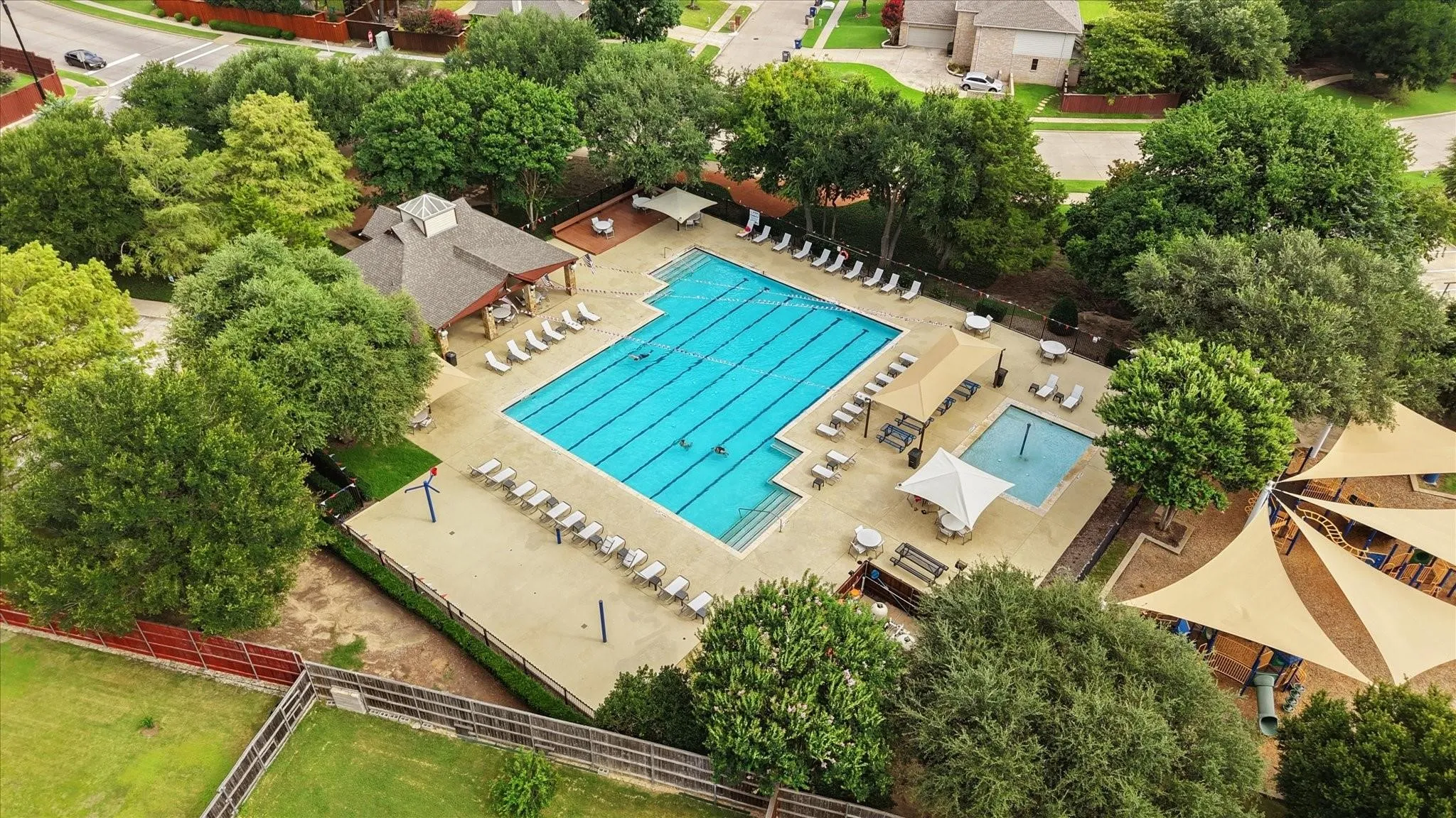 Single Family Residence For Rent in Collin County , 3200 Edgebrook Court, Wylie, Texas 75098, 4 Bedroom, 2 Bathroom, 2 Garage spaces, 2,200 Sqft, built in 2002, mls#21374202, Real Estate Agent in Wylie, Homes For Rent in Collin county, Homes For Rent in Wylie, Realtor in Wylie Texas, Real Estate Brokerage Independent Realty Texas, Luminita Cordes Realtor