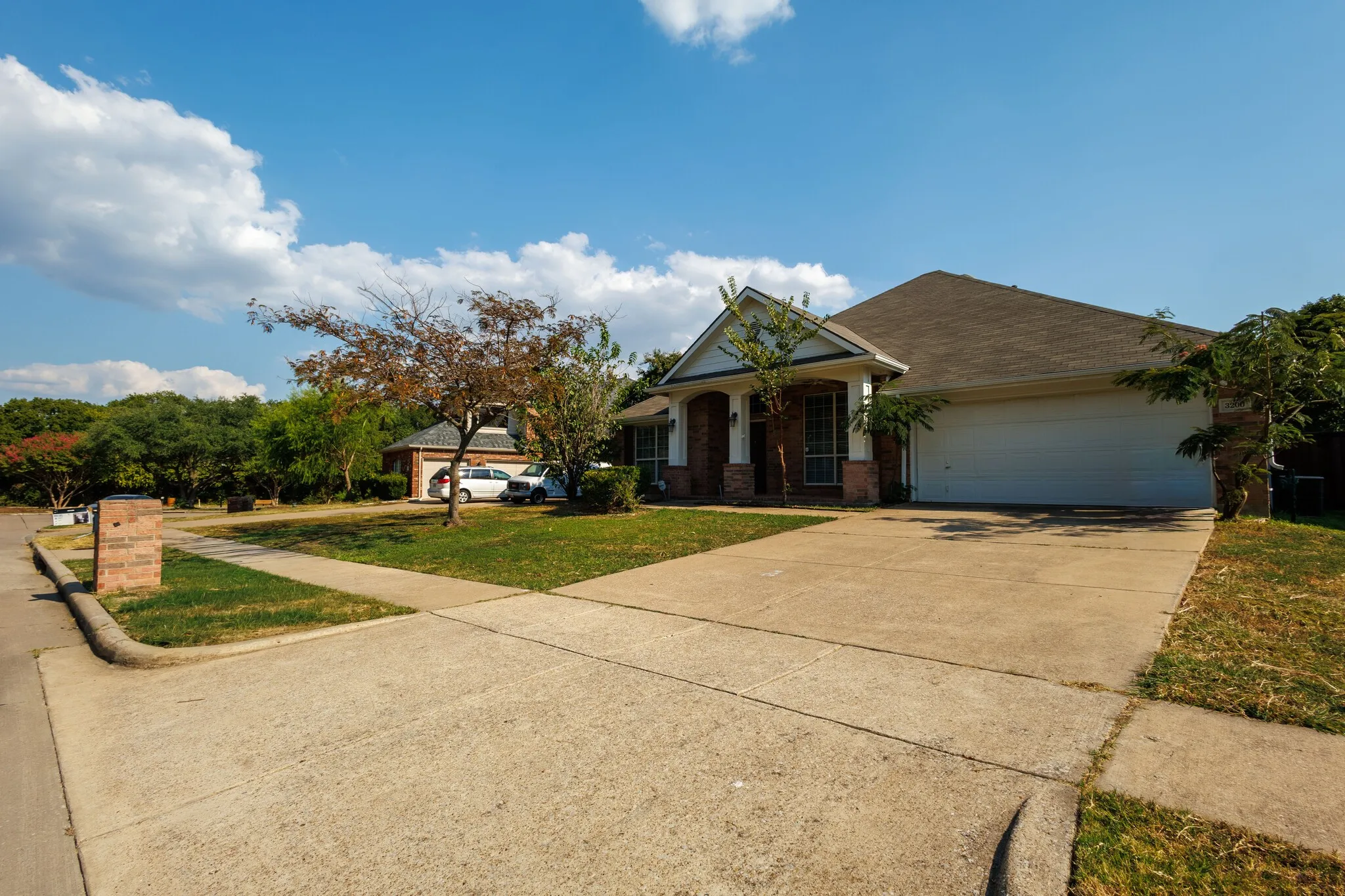 Single Family Residence For Rent in Collin County , 3200 Edgebrook Court, Wylie, Texas 75098, 4 Bedroom, 2 Bathroom, 2 Garage spaces, 2,200 Sqft, built in 2002, mls#21374202, Real Estate Agent in Wylie, Homes For Rent in Collin county, Homes For Rent in Wylie, Realtor in Wylie Texas, Real Estate Brokerage Independent Realty Texas, Luminita Cordes Realtor