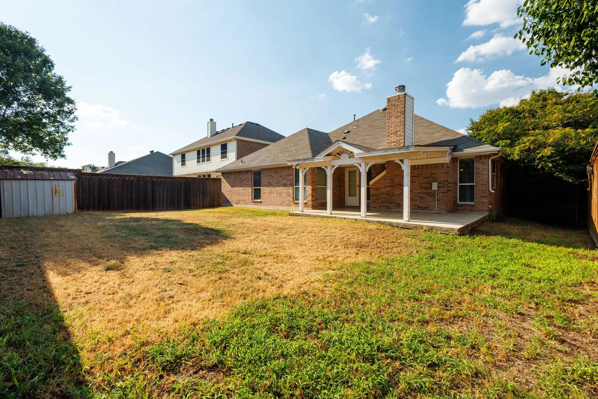 Single Family Residence For Rent in Collin County , 3200 Edgebrook Court, Wylie, Texas 75098, 4 Bedroom, 2 Bathroom, 2 Garage spaces, 2,200 Sqft, built in 2002, mls#21374202, Real Estate Agent in Wylie, Homes For Rent in Collin county, Homes For Rent in Wylie, Realtor in Wylie Texas, Real Estate Brokerage Independent Realty Texas, Luminita Cordes Realtor