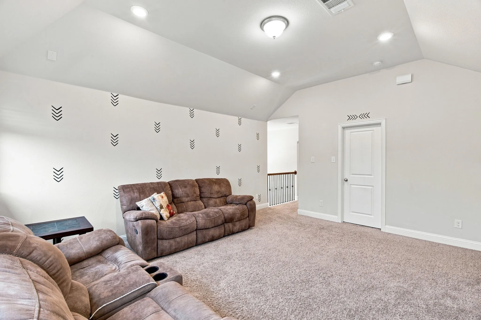 Single Family Residence For Sale in Collin County , 3525 Charleston Drive, Melissa, Texas 75454, 4 Bedroom, 3 Bathroom, 2 Garage spaces, 2,796 Sqft, built in 2018, mls#21377523, Real Estate Agent in Melissa, Homes For Sale in Collin county, Homes For Sale in Melissa, Realtor in Melissa Texas, Real Estate Brokerage Independent Realty Texas, Luminita Cordes Realtor