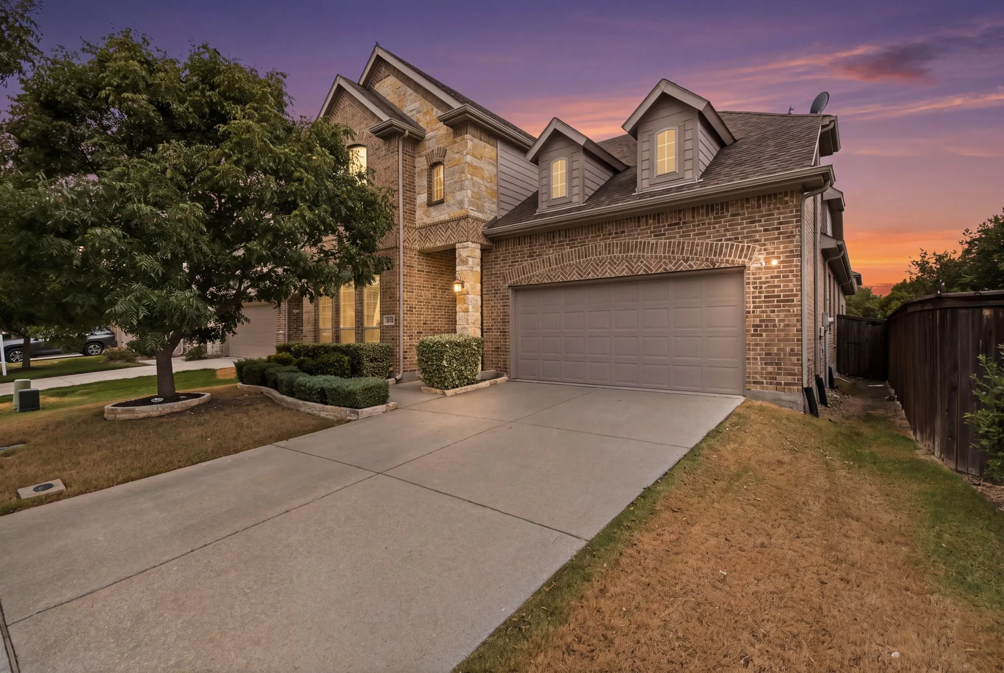 Single Family Residence For Sale in Collin County , 3525 Charleston Drive, Melissa, Texas 75454, 4 Bedroom, 3 Bathroom, 2 Garage spaces, 2,796 Sqft, built in 2018, mls#21377523, Real Estate Agent in Melissa, Homes For Sale in Collin county, Homes For Sale in Melissa, Realtor in Melissa Texas, Real Estate Brokerage Independent Realty Texas, Luminita Cordes Realtor