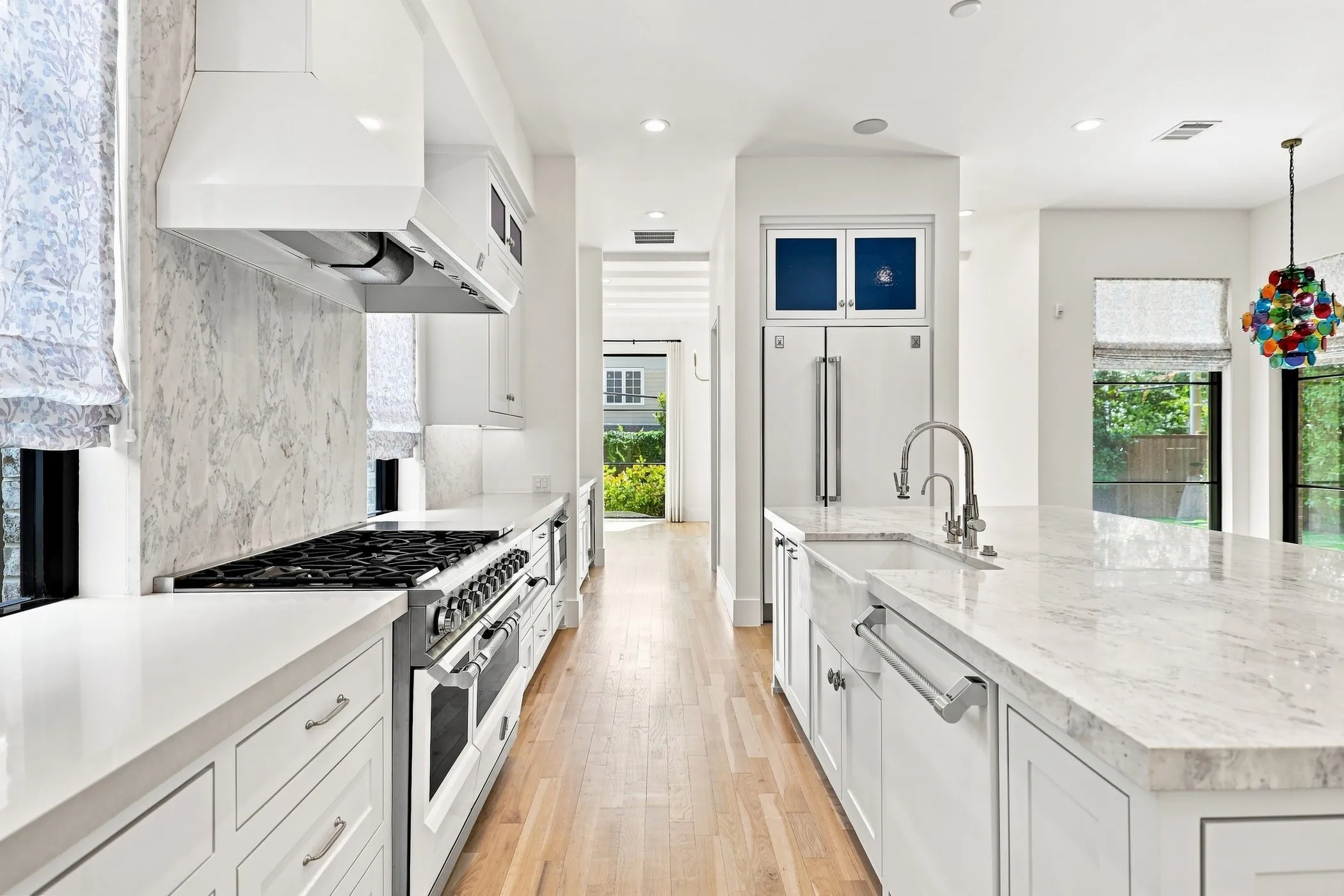 Single Family Residence For Sale in Dallas County , 6516 Kenwood Avenue, Dallas, Texas 75214, 5 Bedroom, 6 Bathroom, 2 Garage spaces, 5,306 Sqft, built in 2020, mls#21377041, Real Estate Agent in Dallas, Homes For Sale in Dallas county, Homes For Sale in Dallas, Realtor in Dallas Texas, Real Estate Brokerage Independent Realty Texas, Luminita Cordes Realtor