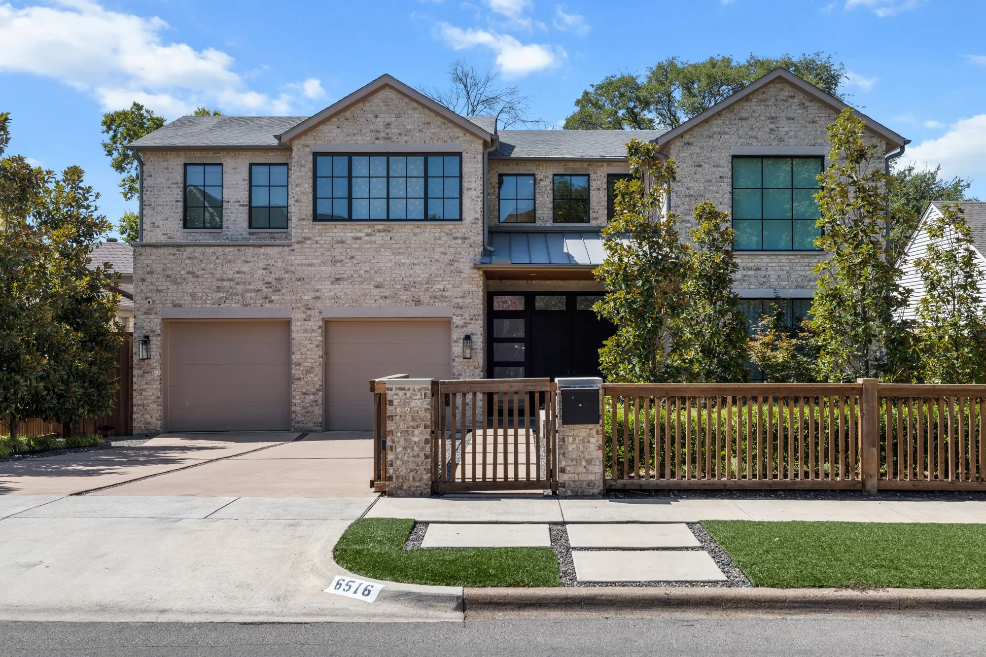 Single Family Residence For Sale