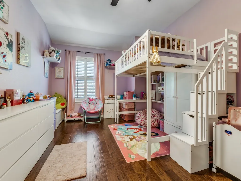 Hardwood-style flooring throughout