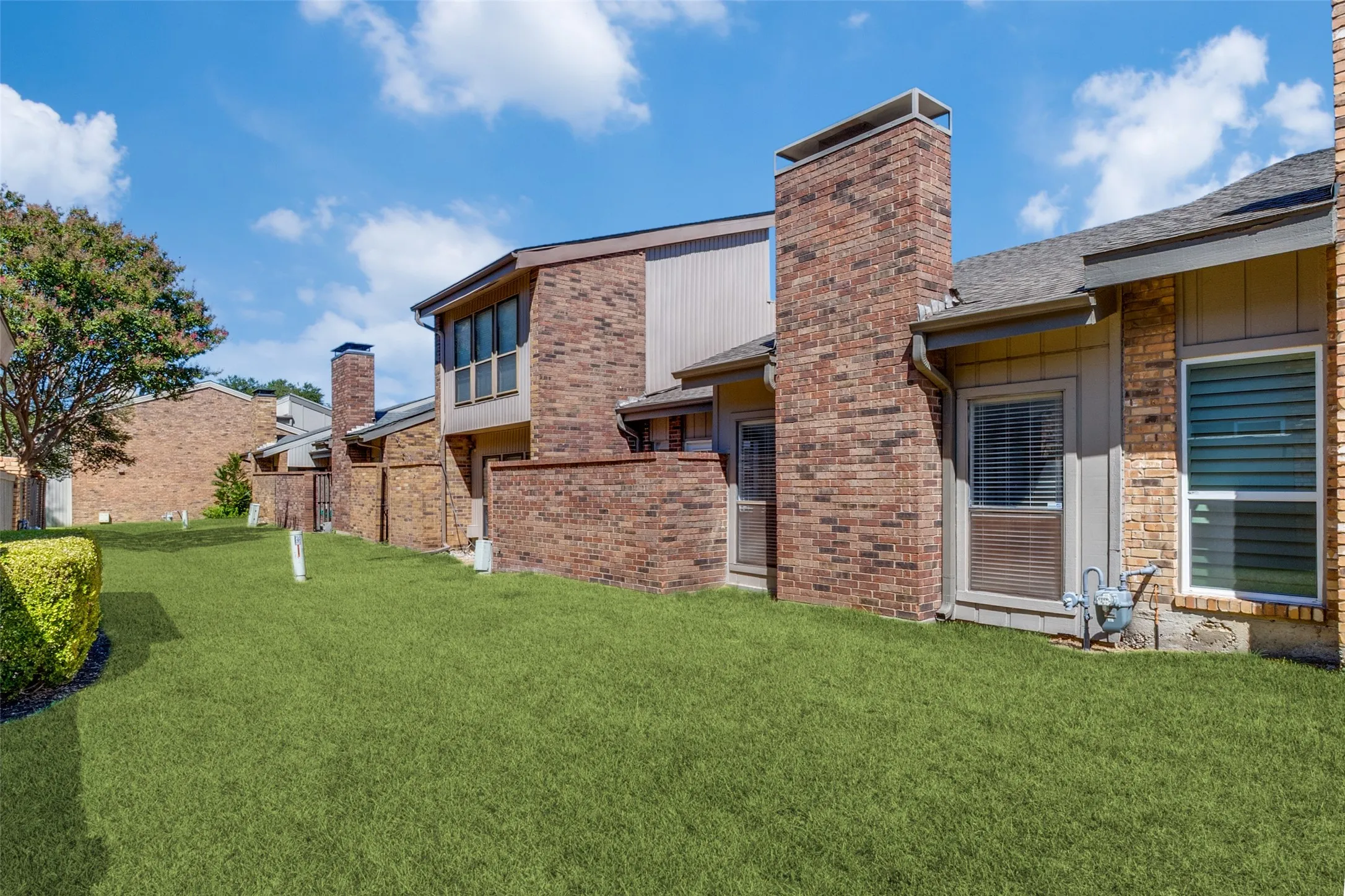12250 Montego Plaza, Dallas, TX  75230 - www.12250MontegoPlaza.com