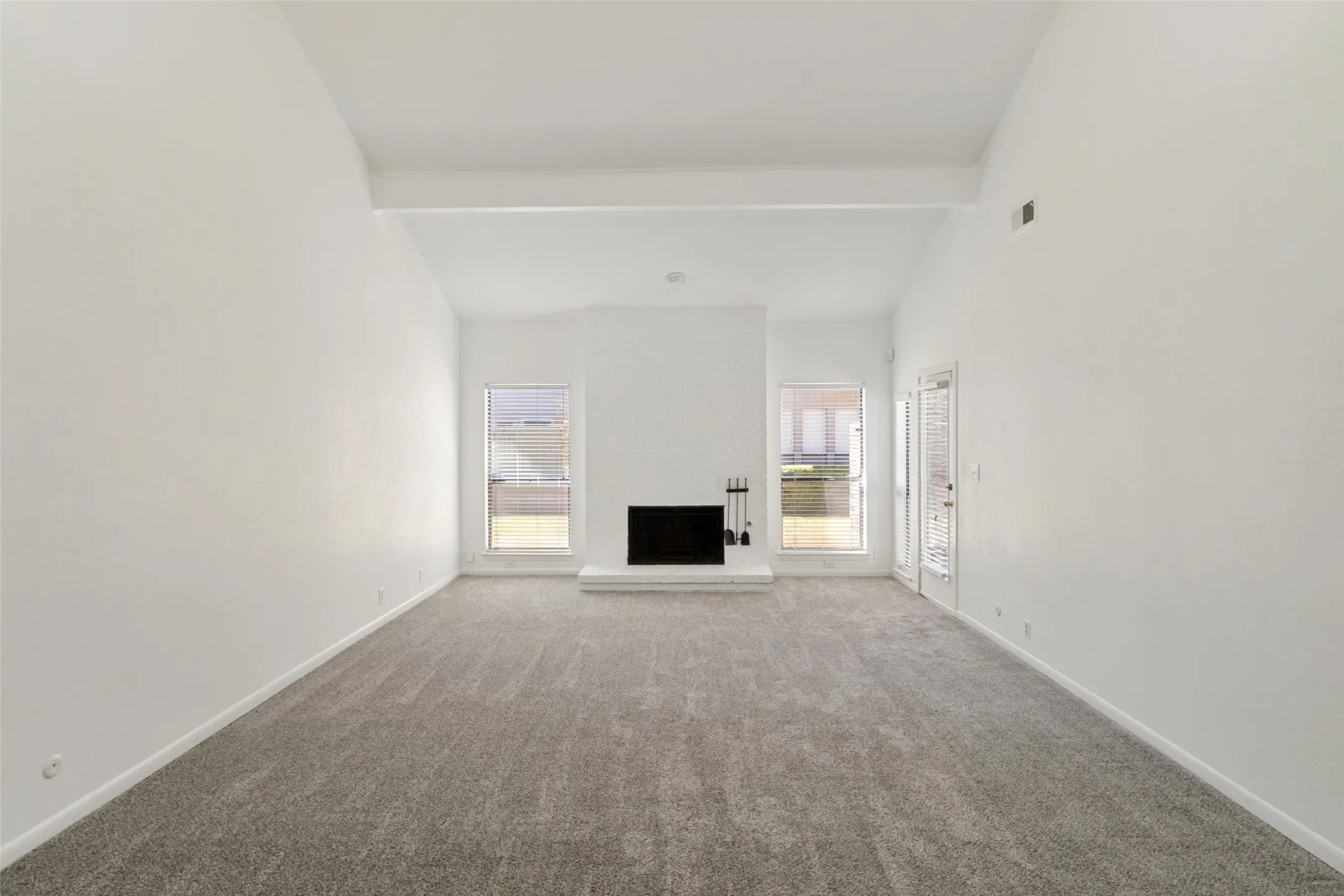 12250 Montego Plaza, Dallas, TX  75230 - www.12250MontegoPlaza.com