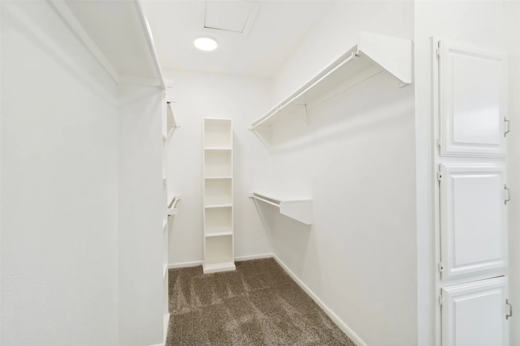 12250 Montego Plaza, Dallas, TX  75230 - www.12250MontegoPlaza.com