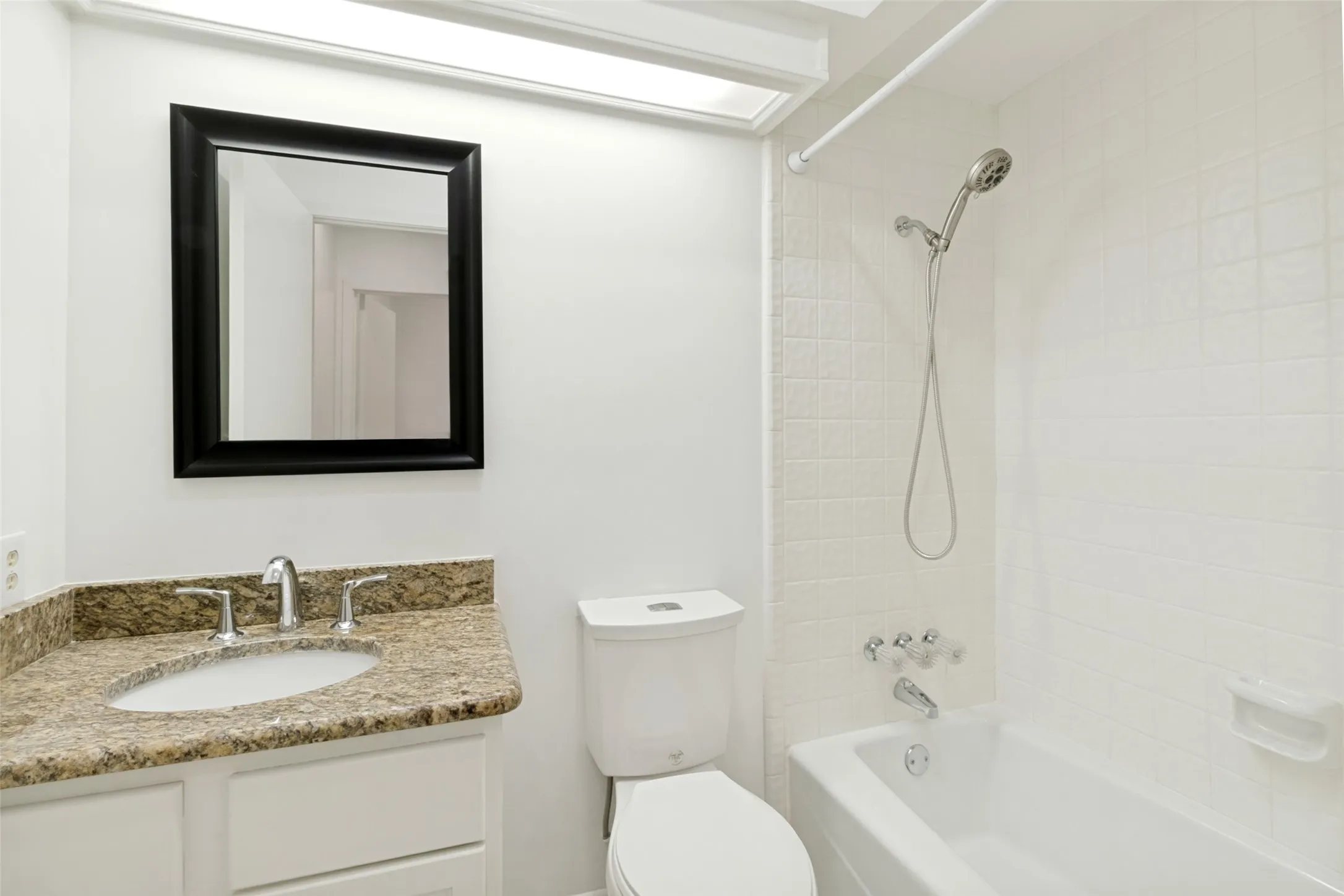 12250 Montego Plaza, Dallas, TX  75230 - www.12250MontegoPlaza.com