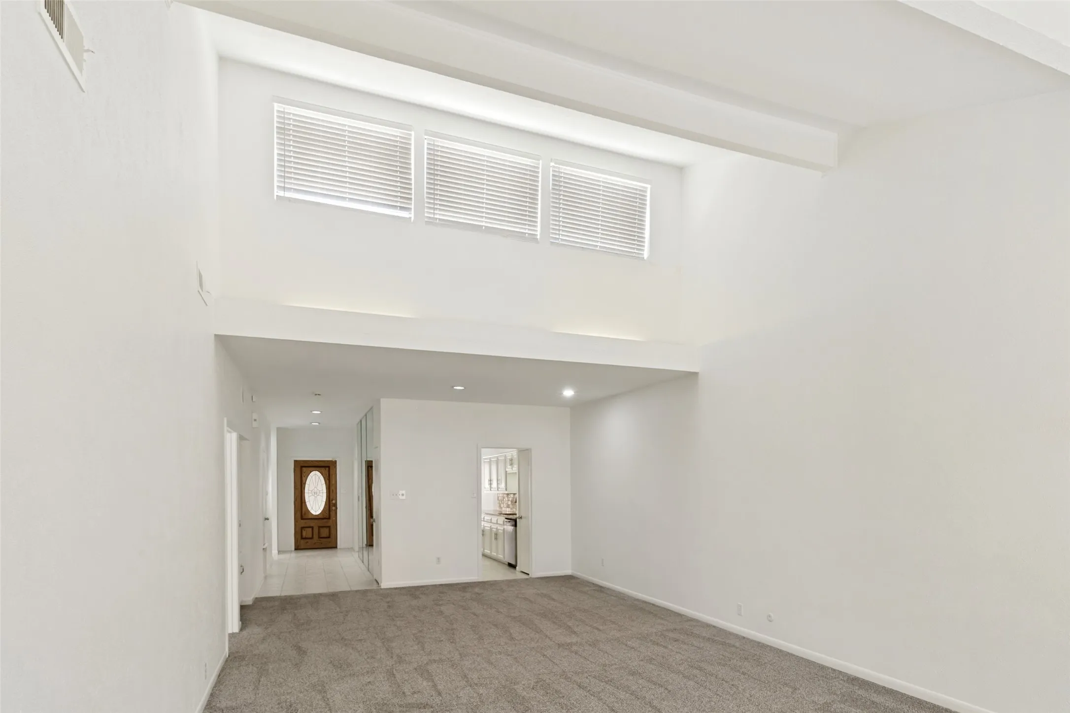 12250 Montego Plaza, Dallas, TX  75230 - www.12250MontegoPlaza.com