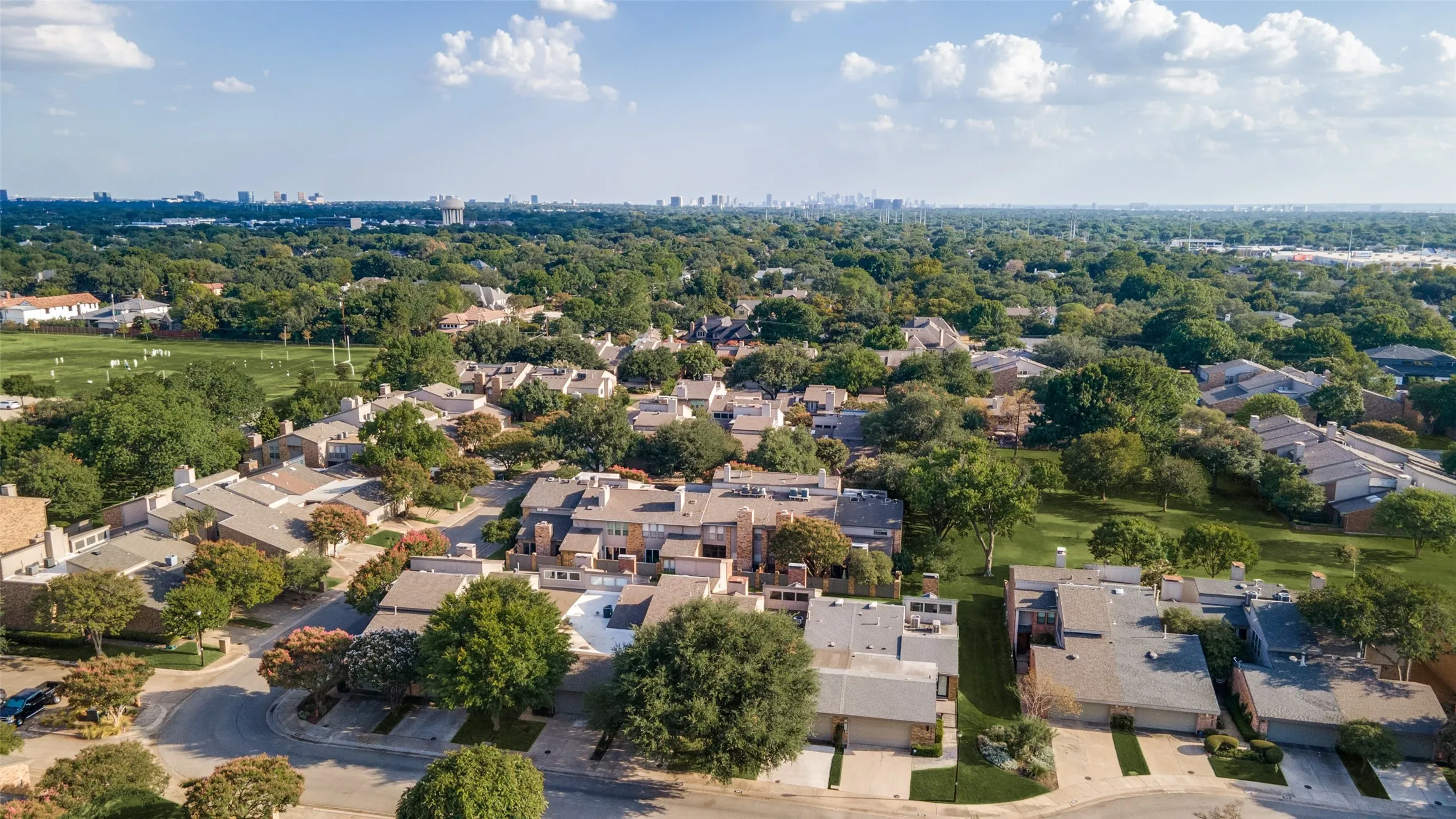 12250 Montego Plaza, Dallas, TX  75230 - www.12250MontegoPlaza.com