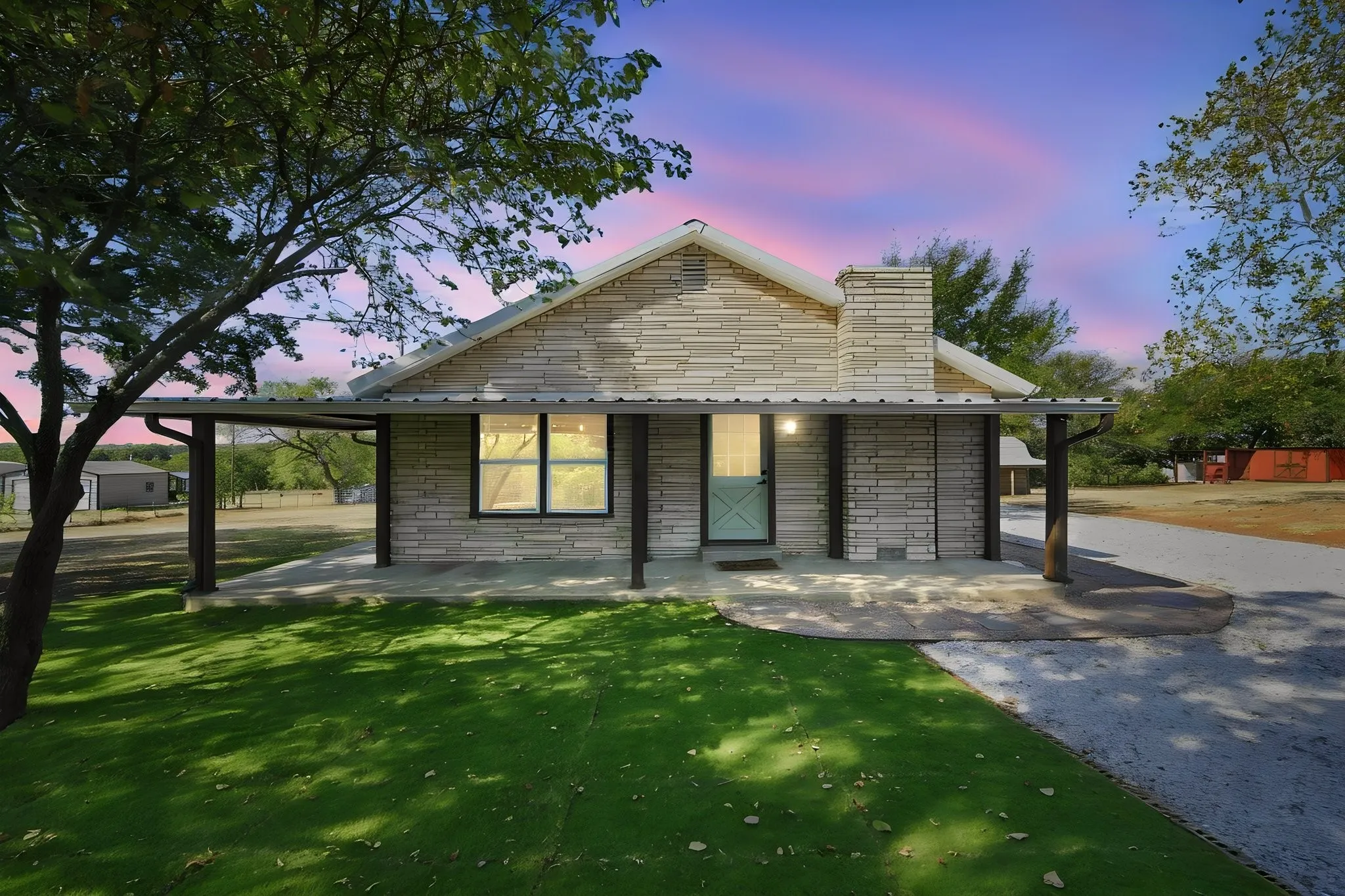 Single Family Residence For Sale in Hill County , 659 Fm 3050, Whitney, Texas 76692, 3 Bedroom, 2 Bathroom, Garage spaces, 1,425 Sqft, built in 0, mls#21376960, Real Estate Agent in Whitney, Homes For Sale in Hill county, Homes For Sale in Whitney, Realtor in Whitney Texas, Real Estate Brokerage Independent Realty Texas, Luminita Cordes Realtor