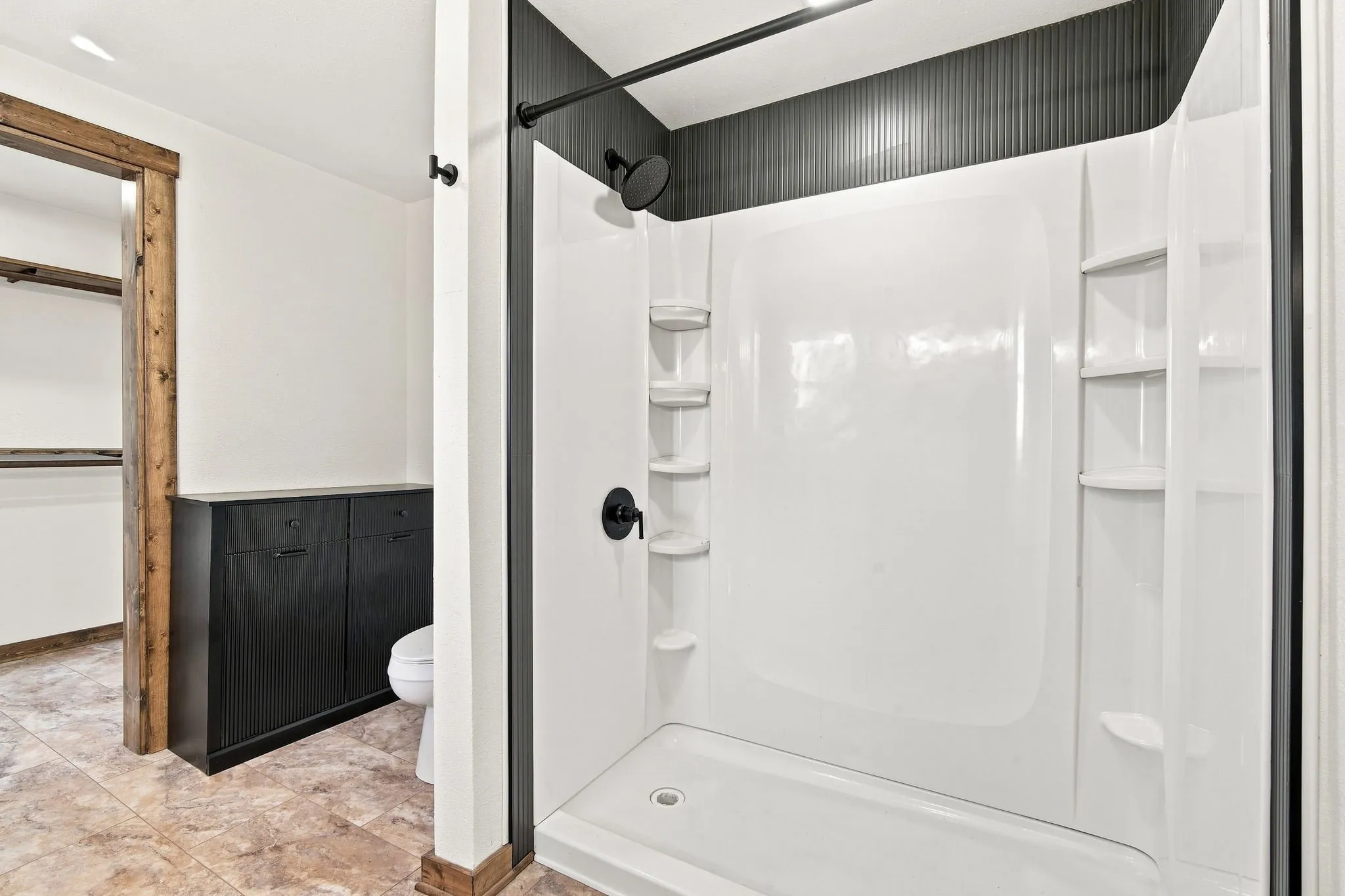 Single Family Residence For Sale in Hill County , 659 Fm 3050, Whitney, Texas 76692, 3 Bedroom, 2 Bathroom, Garage spaces, 1,425 Sqft, built in 0, mls#21376960, Real Estate Agent in Whitney, Homes For Sale in Hill county, Homes For Sale in Whitney, Realtor in Whitney Texas, Real Estate Brokerage Independent Realty Texas, Luminita Cordes Realtor