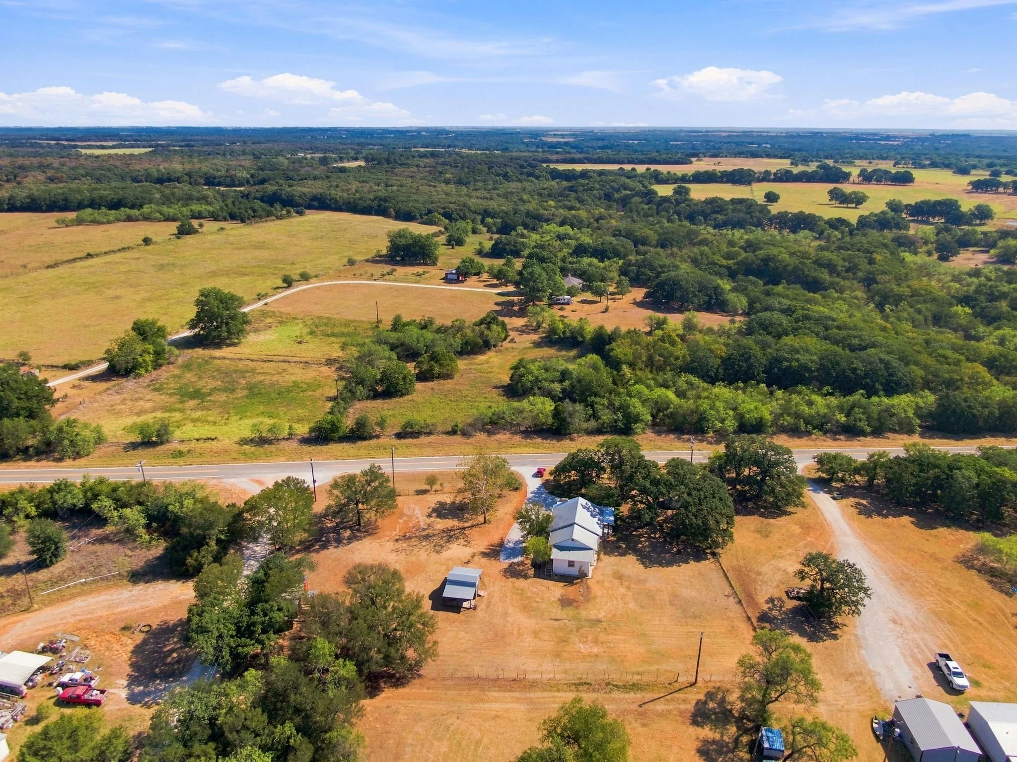 Single Family Residence For Sale in Hill County , 659 Fm 3050, Whitney, Texas 76692, 3 Bedroom, 2 Bathroom, Garage spaces, 1,425 Sqft, built in 0, mls#21376960, Real Estate Agent in Whitney, Homes For Sale in Hill county, Homes For Sale in Whitney, Realtor in Whitney Texas, Real Estate Brokerage Independent Realty Texas, Luminita Cordes Realtor