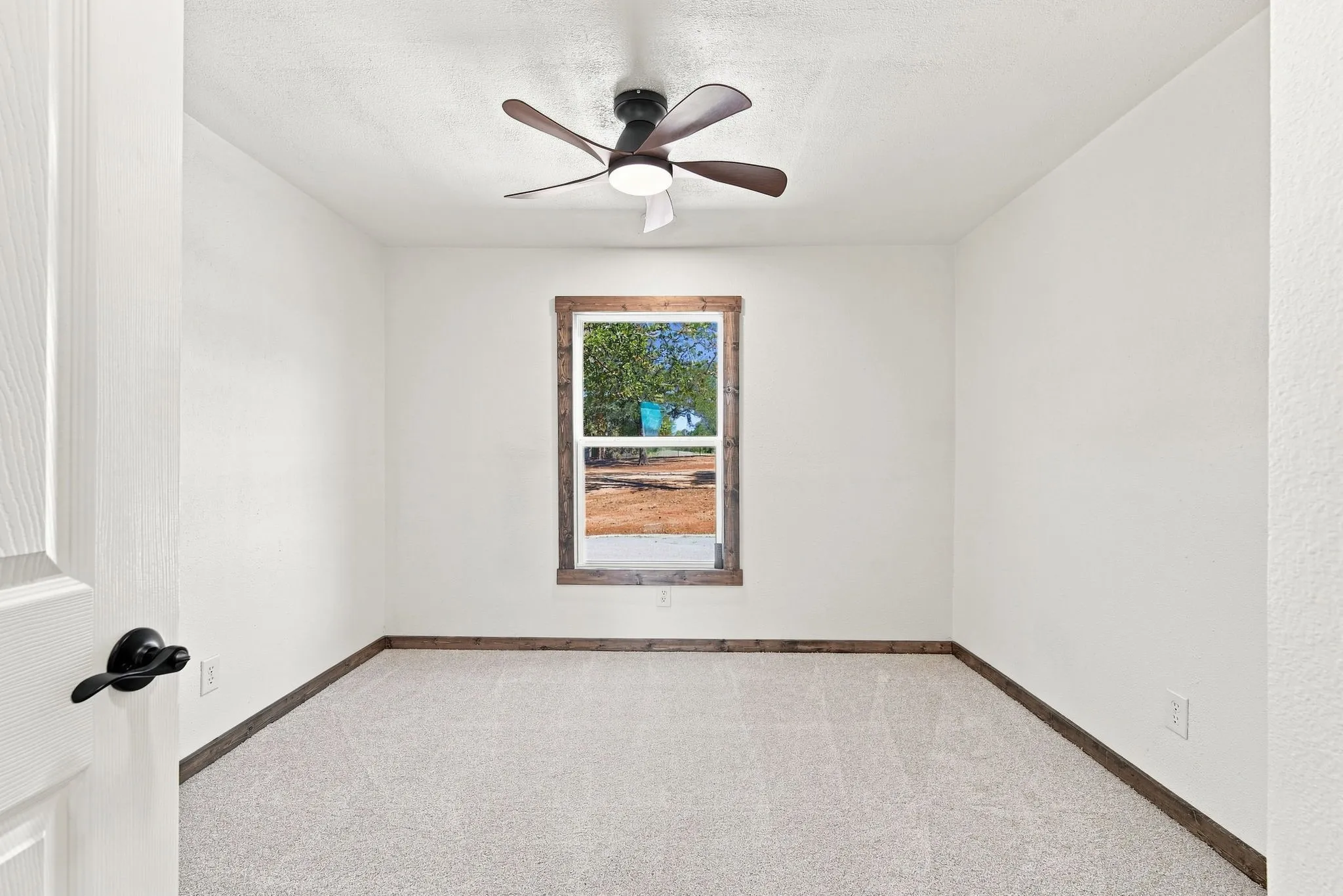 Single Family Residence For Sale in Hill County , 659 Fm 3050, Whitney, Texas 76692, 3 Bedroom, 2 Bathroom, Garage spaces, 1,425 Sqft, built in 0, mls#21376960, Real Estate Agent in Whitney, Homes For Sale in Hill county, Homes For Sale in Whitney, Realtor in Whitney Texas, Real Estate Brokerage Independent Realty Texas, Luminita Cordes Realtor