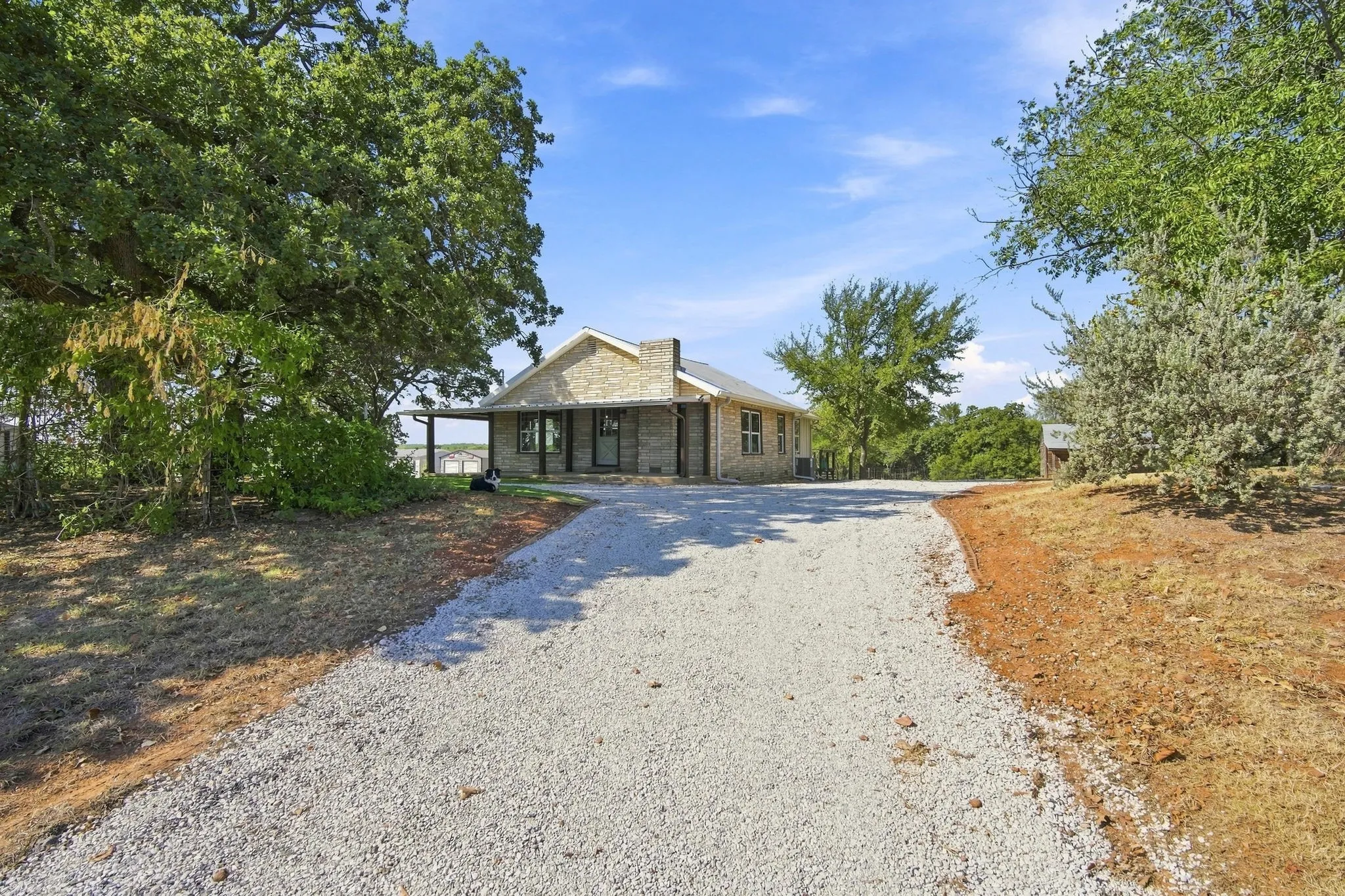 Single Family Residence For Sale in Hill County , 659 Fm 3050, Whitney, Texas 76692, 3 Bedroom, 2 Bathroom, Garage spaces, 1,425 Sqft, built in 0, mls#21376960, Real Estate Agent in Whitney, Homes For Sale in Hill county, Homes For Sale in Whitney, Realtor in Whitney Texas, Real Estate Brokerage Independent Realty Texas, Luminita Cordes Realtor