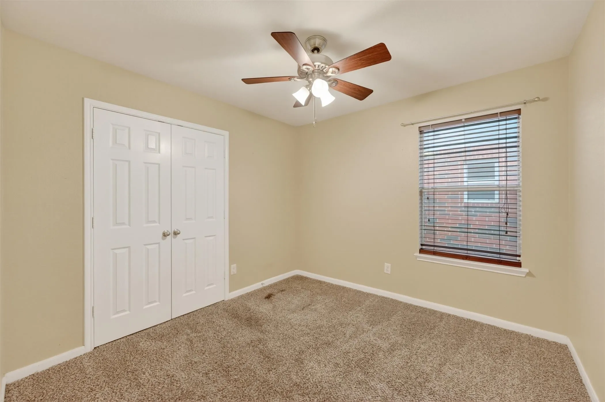 Single Family Residence For Rent in Tarrant County , 9133 Sun Haven Way, Fort Worth, Texas 76244, 3 Bedroom, 2 Bathroom, 2 Garage spaces, 1,610 Sqft, built in 2010, mls#21378282, Real Estate Agent in Fort Worth, Homes For Rent in Tarrant county, Homes For Rent in Fort Worth, Realtor in Fort Worth Texas, Real Estate Brokerage Independent Realty Texas, Luminita Cordes Realtor