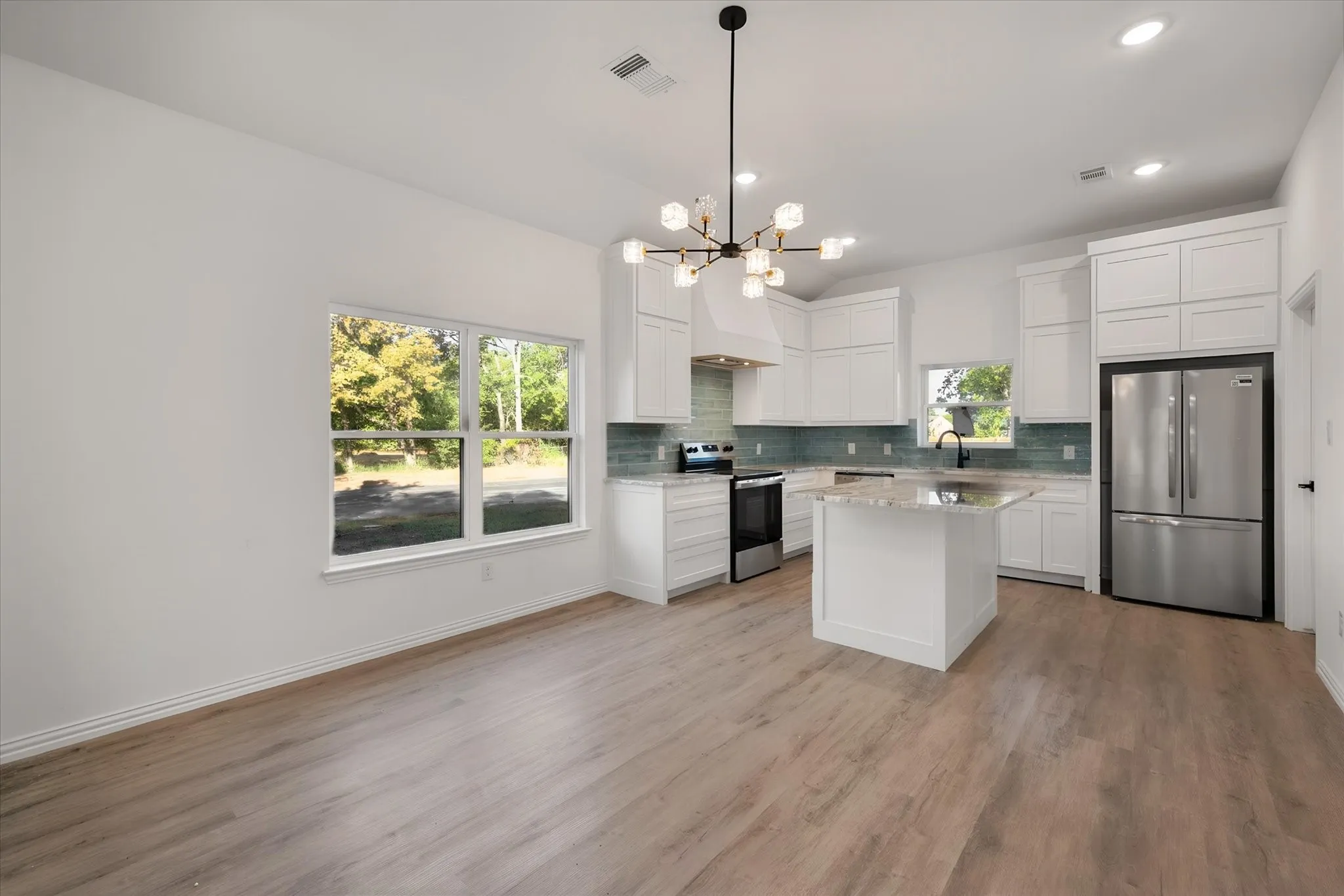 Single Family Residence For Sale in Navarro County , 1100 E Collin Street, Corsicana, Texas 75110, 3 Bedroom, 2 Bathroom, Garage spaces, 1,511 Sqft, built in 2026, mls#21377599, Real Estate Agent in Corsicana, Homes For Sale in Navarro county, Homes For Sale in Corsicana, Realtor in Corsicana Texas, Real Estate Brokerage Independent Realty Texas, Luminita Cordes Realtor