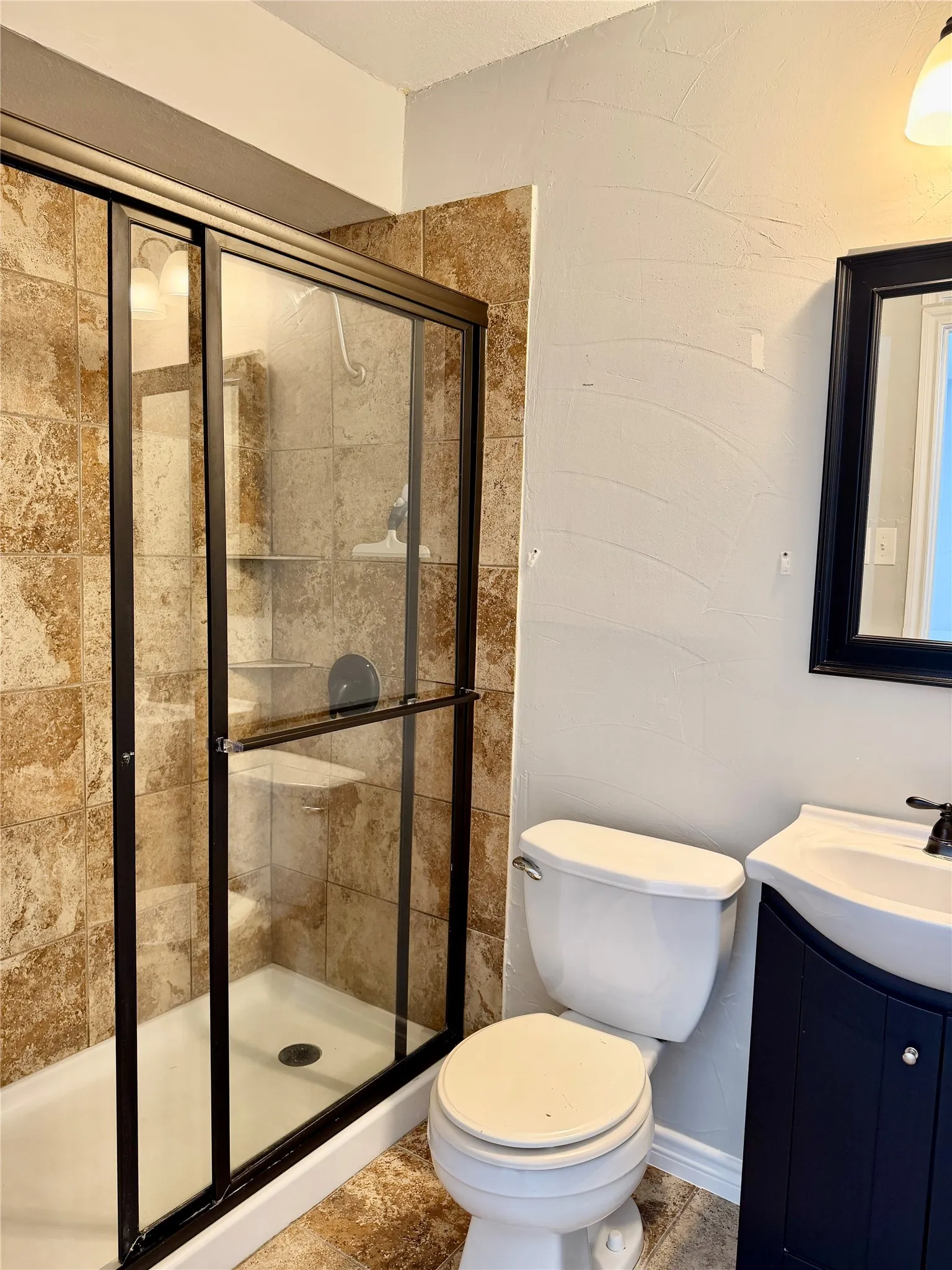Single Family Residence For Rent in Denton County , 5312 Queens Court, Lake Dallas, Texas 75065, 3 Bedroom, 2 Bathroom, 1 Garage spaces, 1,173 Sqft, built in 1978, mls#21377801, Real Estate Agent in Lake Dallas, Homes For Rent in Denton county, Homes For Rent in Lake Dallas, Realtor in Lake Dallas Texas, Real Estate Brokerage Independent Realty Texas, Luminita Cordes Realtor