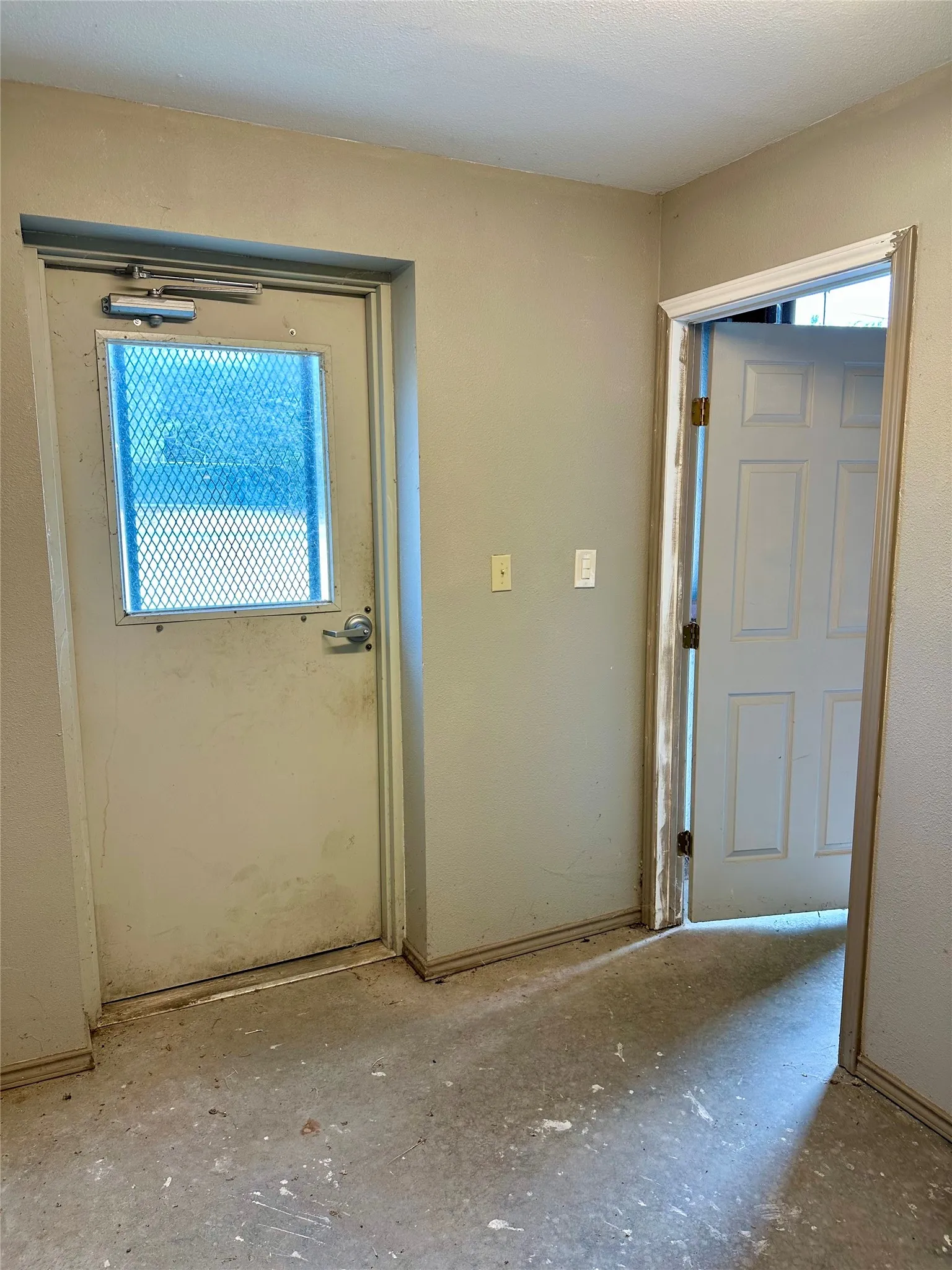 Warehouse For Rent in Hood County , 4059 Rhea Road, Granbury, Texas 76049, 0, 0, Garage spaces, 0 Sqft, built in 2008, mls#21378173, Real Estate Agent in Granbury, Homes For Rent in Hood county, Homes For Rent in Granbury, Realtor in Granbury Texas, Real Estate Brokerage Independent Realty Texas, Luminita Cordes Realtor