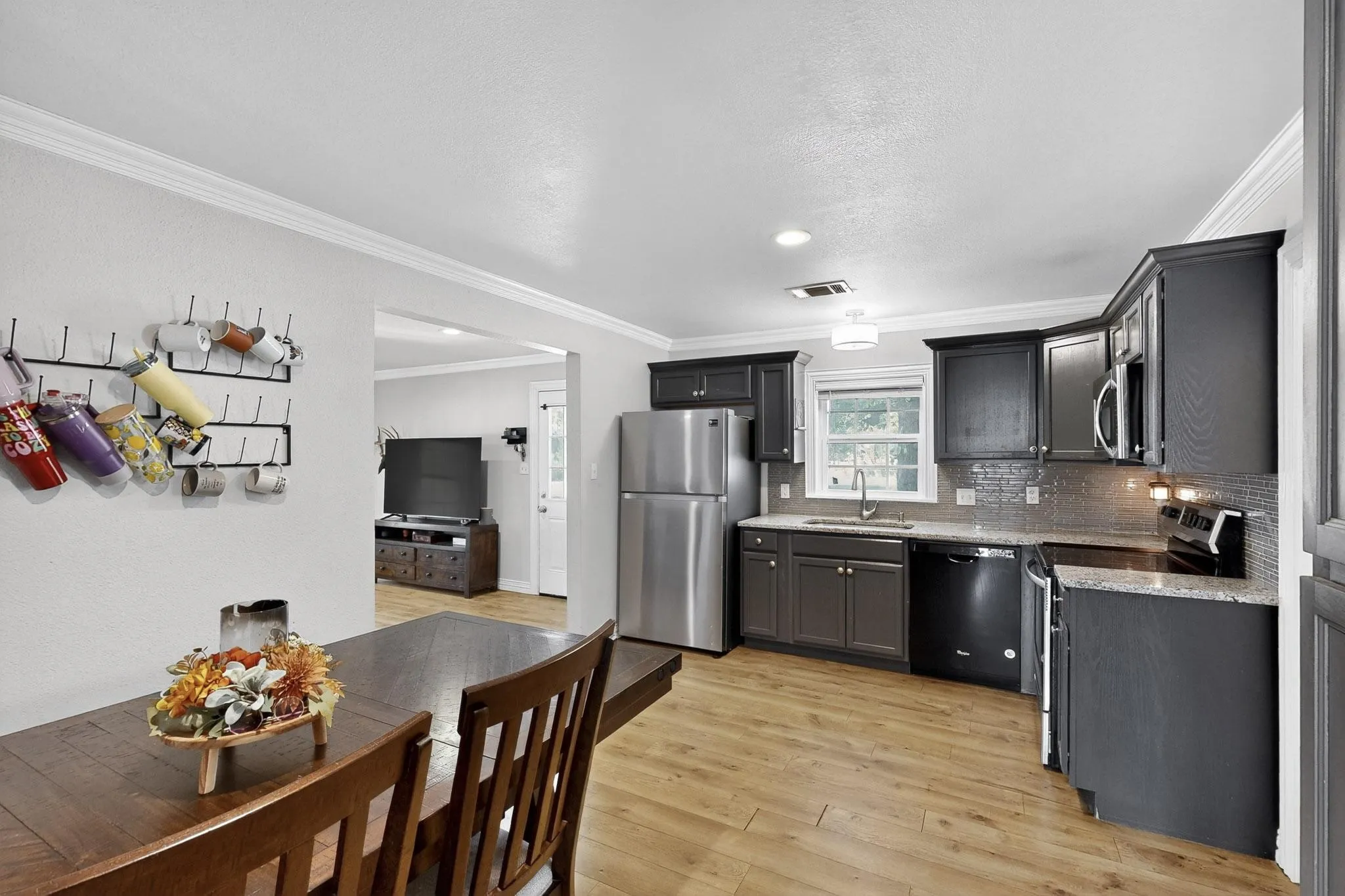 Single Family Residence For Sale in Parker County , 1116 Franklin Street, Weatherford, Texas 76086, 2 Bedroom, 2 Bathroom, Garage spaces, 1,062 Sqft, built in 0, mls#21377313, Real Estate Agent in Weatherford, Homes For Sale in Parker county, Homes For Sale in Weatherford, Realtor in Weatherford Texas, Real Estate Brokerage Independent Realty Texas, Luminita Cordes Realtor
