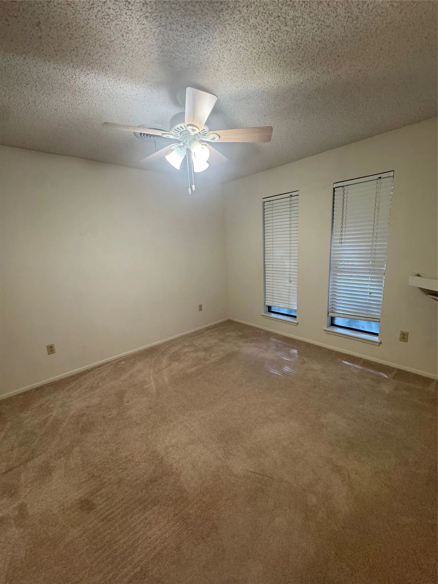 Single Family Residence For Rent in Taylor County , 5009 Patsye Ann Cove, Abilene, Texas 79606, 3 Bedroom, 2 Bathroom, 2 Garage spaces, 1,888 Sqft, built in 1982, mls#21378084, Real Estate Agent in Abilene, Homes For Rent in Taylor county, Homes For Rent in Abilene, Realtor in Abilene Texas, Real Estate Brokerage Independent Realty Texas, Luminita Cordes Realtor