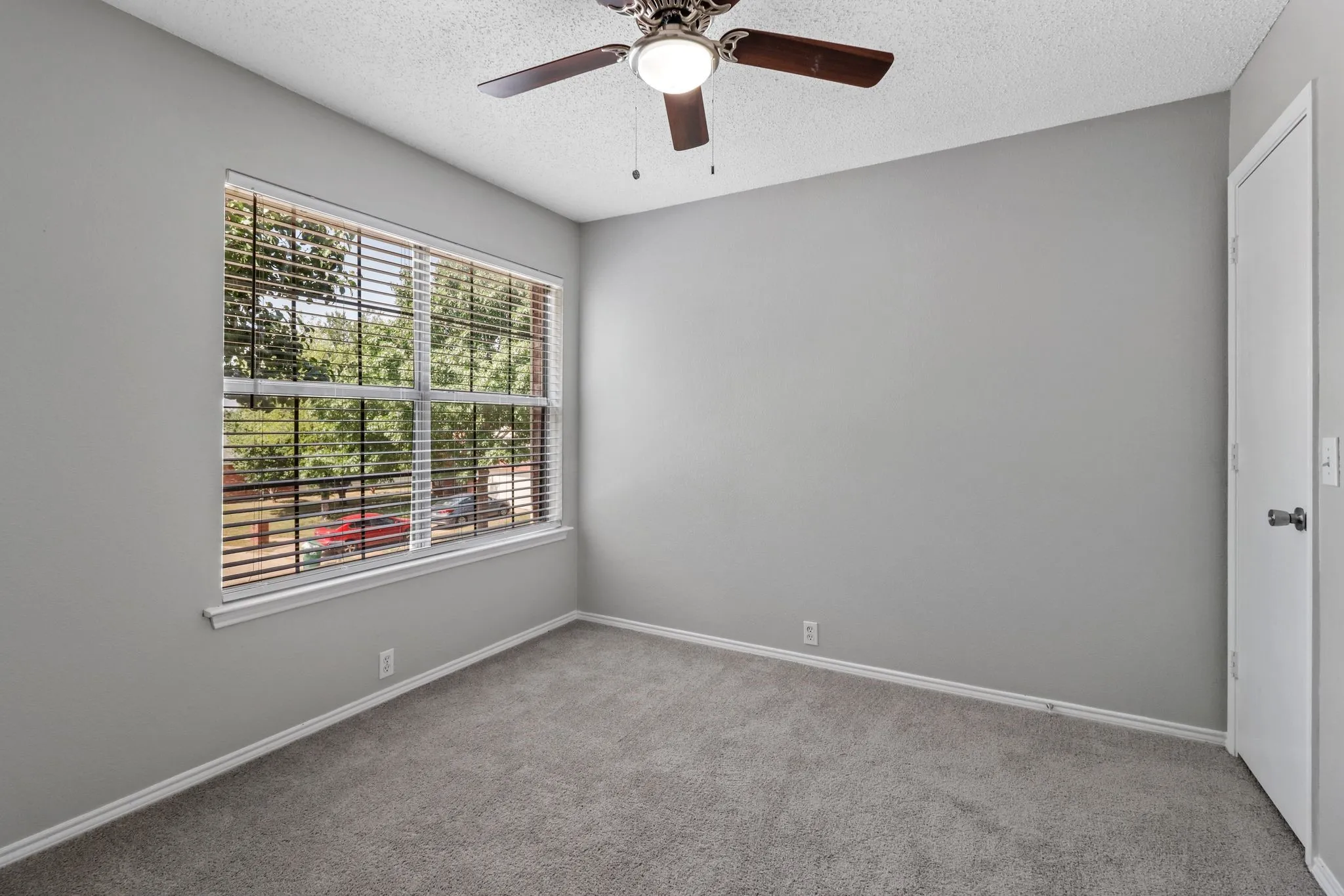 Single Family Residence For Rent in Denton County , 3100 Spenrock Court, Denton, Texas 76210, 4 Bedroom, 3 Bathroom, 2 Garage spaces, 2,460 Sqft, built in 2000, mls#21378299, Real Estate Agent in Denton, Homes For Rent in Denton county, Homes For Rent in Denton, Realtor in Denton Texas, Real Estate Brokerage Independent Realty Texas, Luminita Cordes Realtor