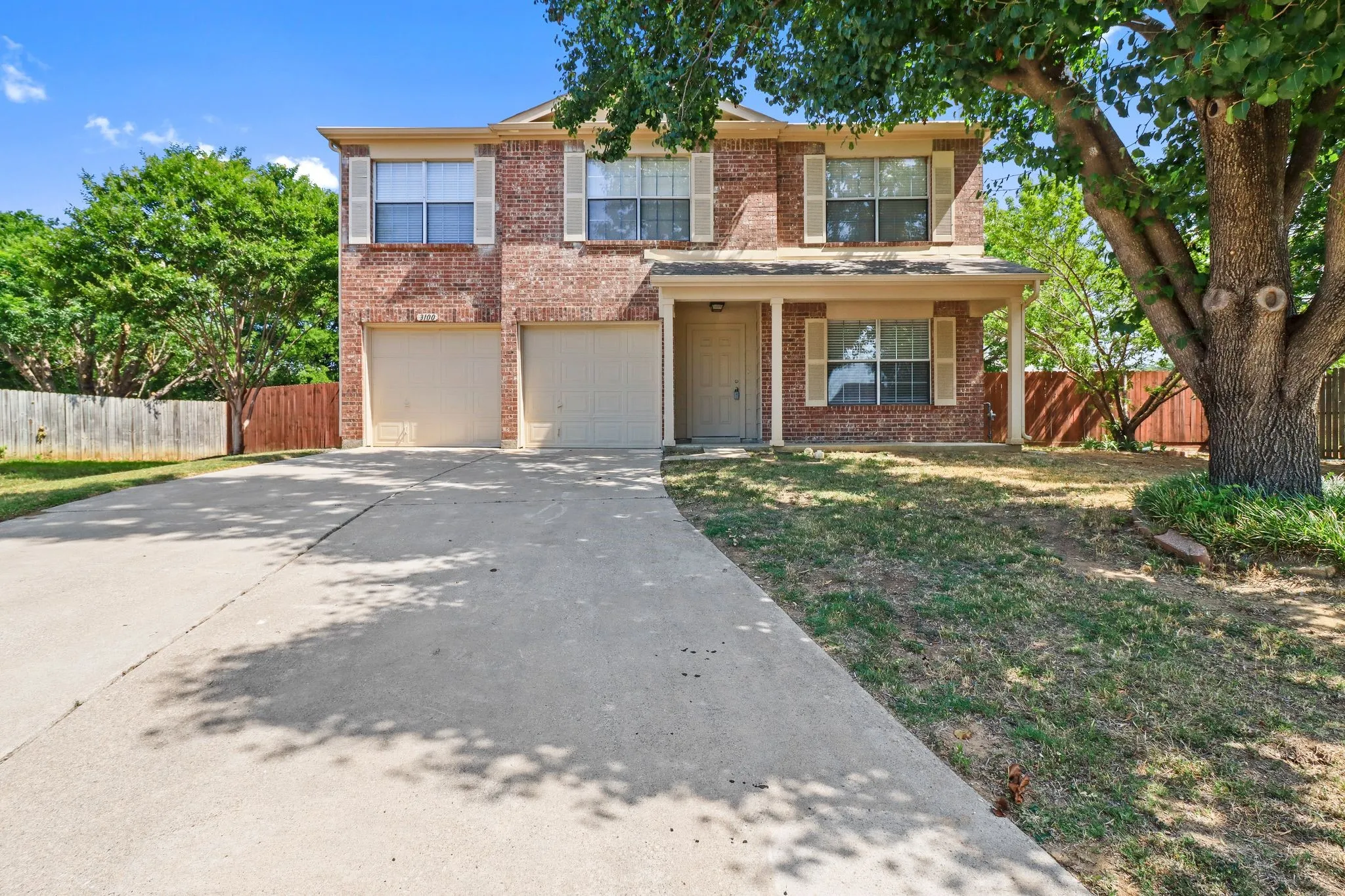 Single Family Residence For Rent in Denton County , 3100 Spenrock Court, Denton, Texas 76210, 4 Bedroom, 3 Bathroom, 2 Garage spaces, 2,460 Sqft, built in 2000, mls#21378299, Real Estate Agent in Denton, Homes For Rent in Denton county, Homes For Rent in Denton, Realtor in Denton Texas, Real Estate Brokerage Independent Realty Texas, Luminita Cordes Realtor