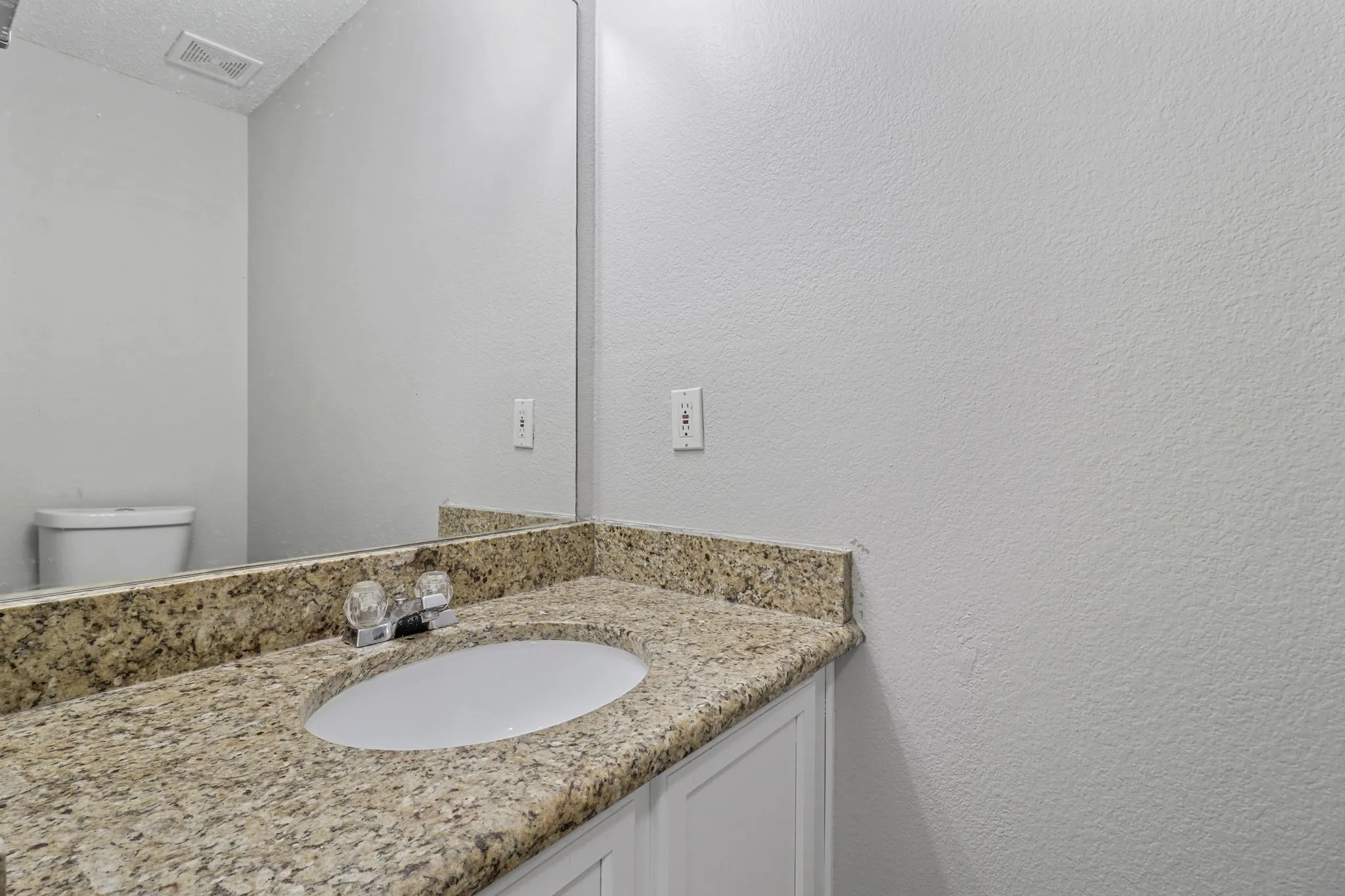 Single Family Residence For Rent in Denton County , 3100 Spenrock Court, Denton, Texas 76210, 4 Bedroom, 3 Bathroom, 2 Garage spaces, 2,460 Sqft, built in 2000, mls#21378299, Real Estate Agent in Denton, Homes For Rent in Denton county, Homes For Rent in Denton, Realtor in Denton Texas, Real Estate Brokerage Independent Realty Texas, Luminita Cordes Realtor