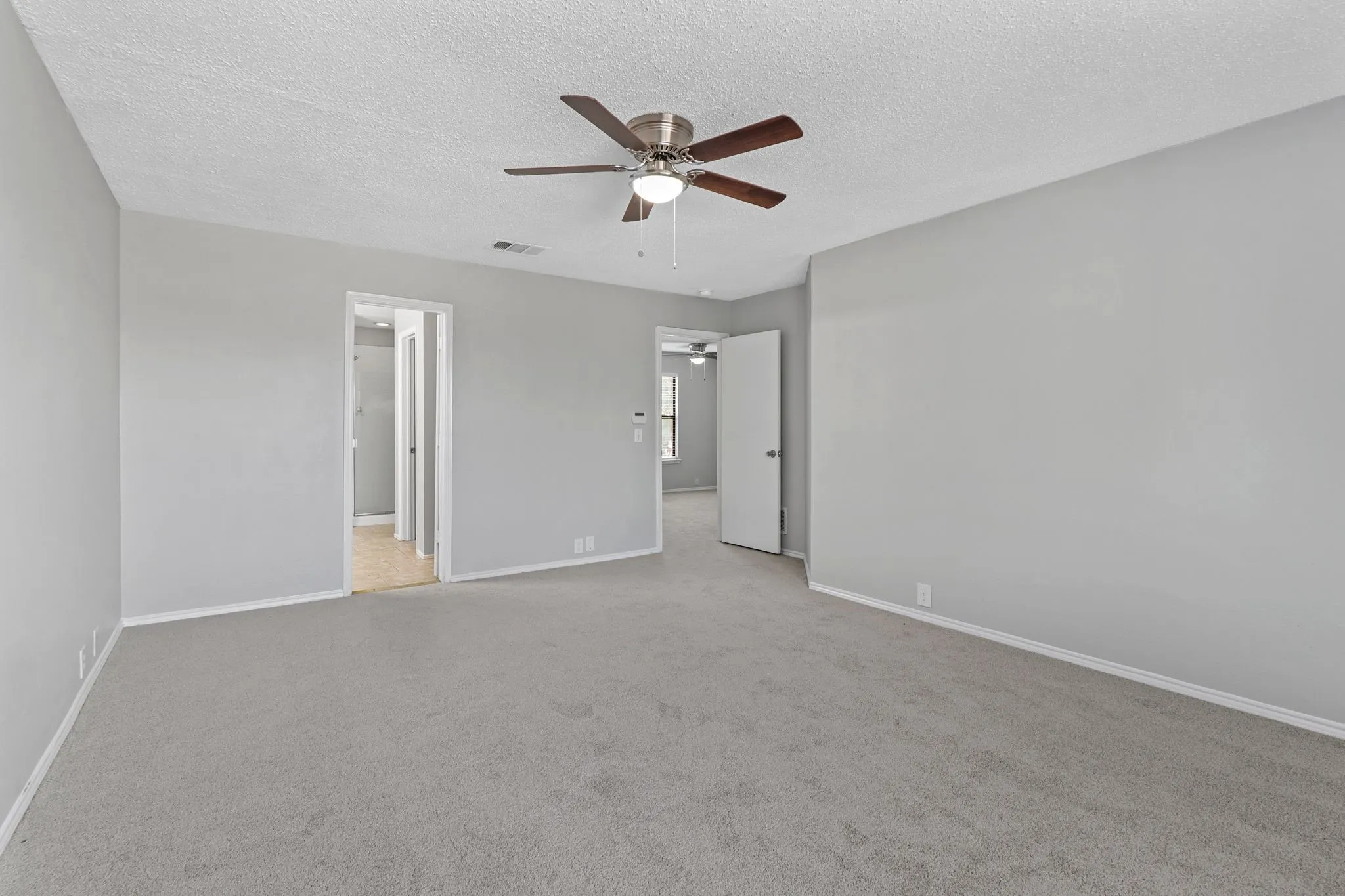 Single Family Residence For Rent in Denton County , 3100 Spenrock Court, Denton, Texas 76210, 4 Bedroom, 3 Bathroom, 2 Garage spaces, 2,460 Sqft, built in 2000, mls#21378299, Real Estate Agent in Denton, Homes For Rent in Denton county, Homes For Rent in Denton, Realtor in Denton Texas, Real Estate Brokerage Independent Realty Texas, Luminita Cordes Realtor