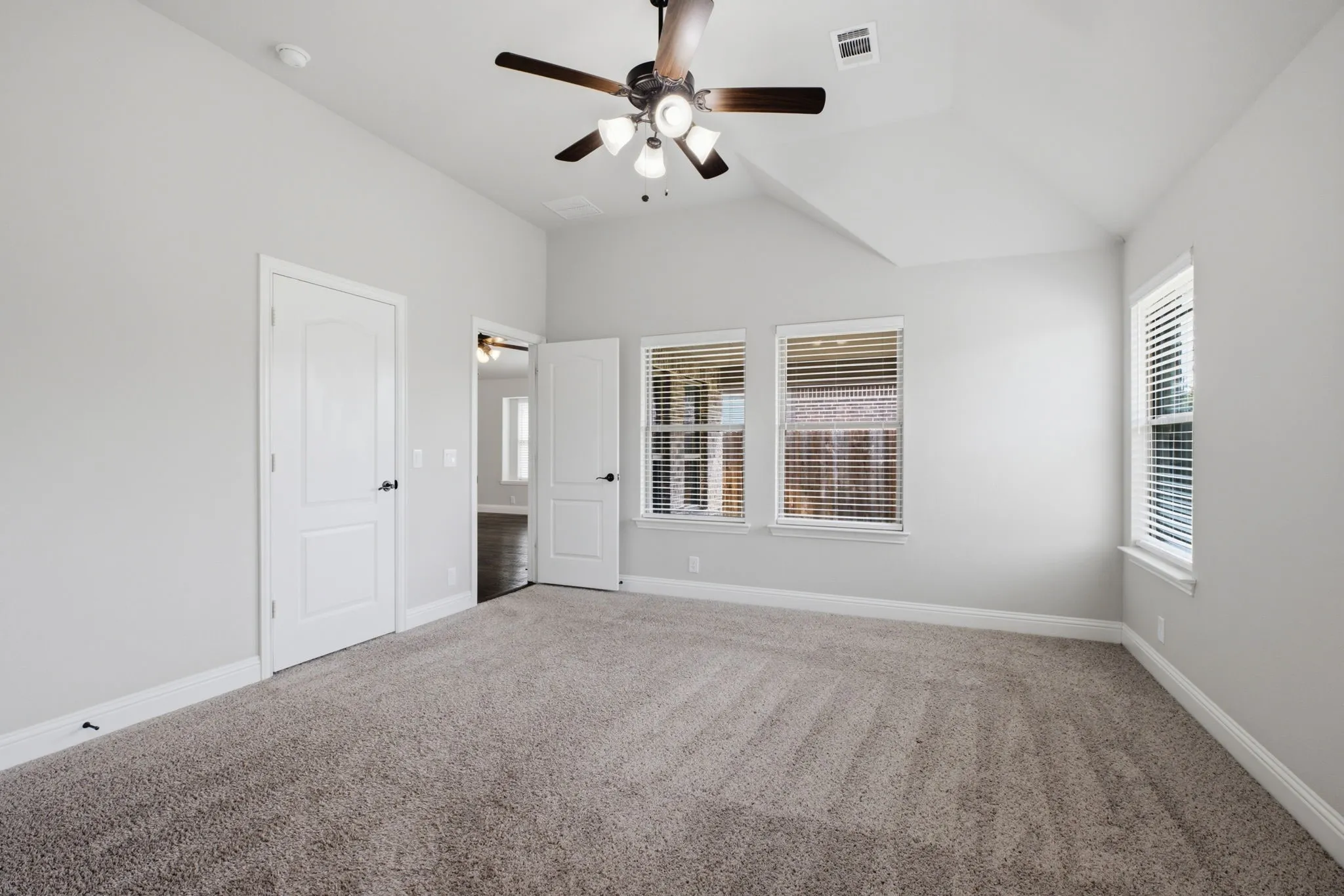 Single Family Residence For Rent in Collin County , 2115 Victoria Lane, Princeton, Texas 75407, 4 Bedroom, 2 Bathroom, 2 Garage spaces, 1,964 Sqft, built in 2019, mls#21377928, Real Estate Agent in Princeton, Homes For Rent in Collin county, Homes For Rent in Princeton, Realtor in Princeton Texas, Real Estate Brokerage Independent Realty Texas, Luminita Cordes Realtor