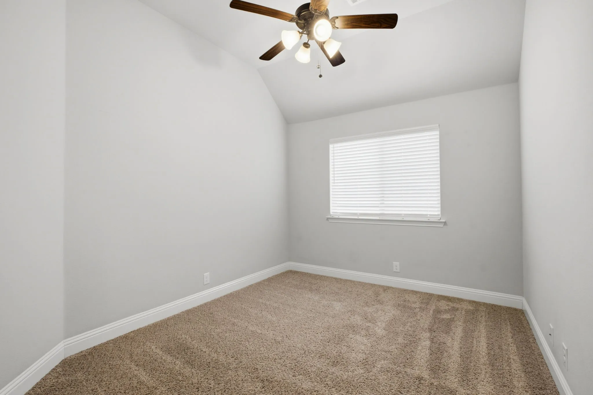 Single Family Residence For Rent in Collin County , 2115 Victoria Lane, Princeton, Texas 75407, 4 Bedroom, 2 Bathroom, 2 Garage spaces, 1,964 Sqft, built in 2019, mls#21377928, Real Estate Agent in Princeton, Homes For Rent in Collin county, Homes For Rent in Princeton, Realtor in Princeton Texas, Real Estate Brokerage Independent Realty Texas, Luminita Cordes Realtor