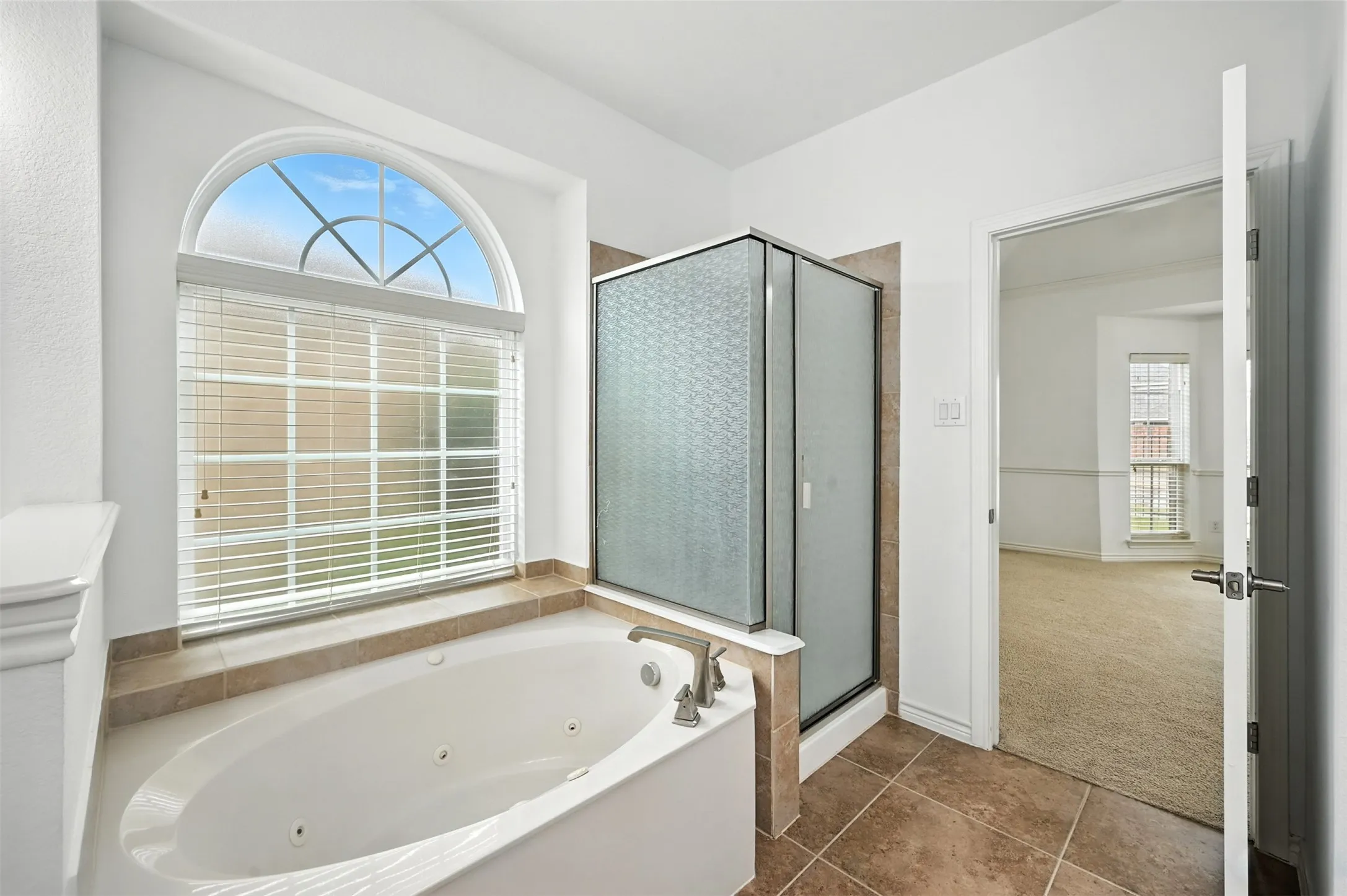 Single Family Residence For Rent in Tarrant County , 8549 Meadow Sweet Lane, Fort Worth, Texas 76123, 5 Bedroom, 3 Bathroom, 2 Garage spaces, 2,776 Sqft, built in 2011, mls#21378304, Real Estate Agent in Fort Worth, Homes For Rent in Tarrant county, Homes For Rent in Fort Worth, Realtor in Fort Worth Texas, Real Estate Brokerage Independent Realty Texas, Luminita Cordes Realtor