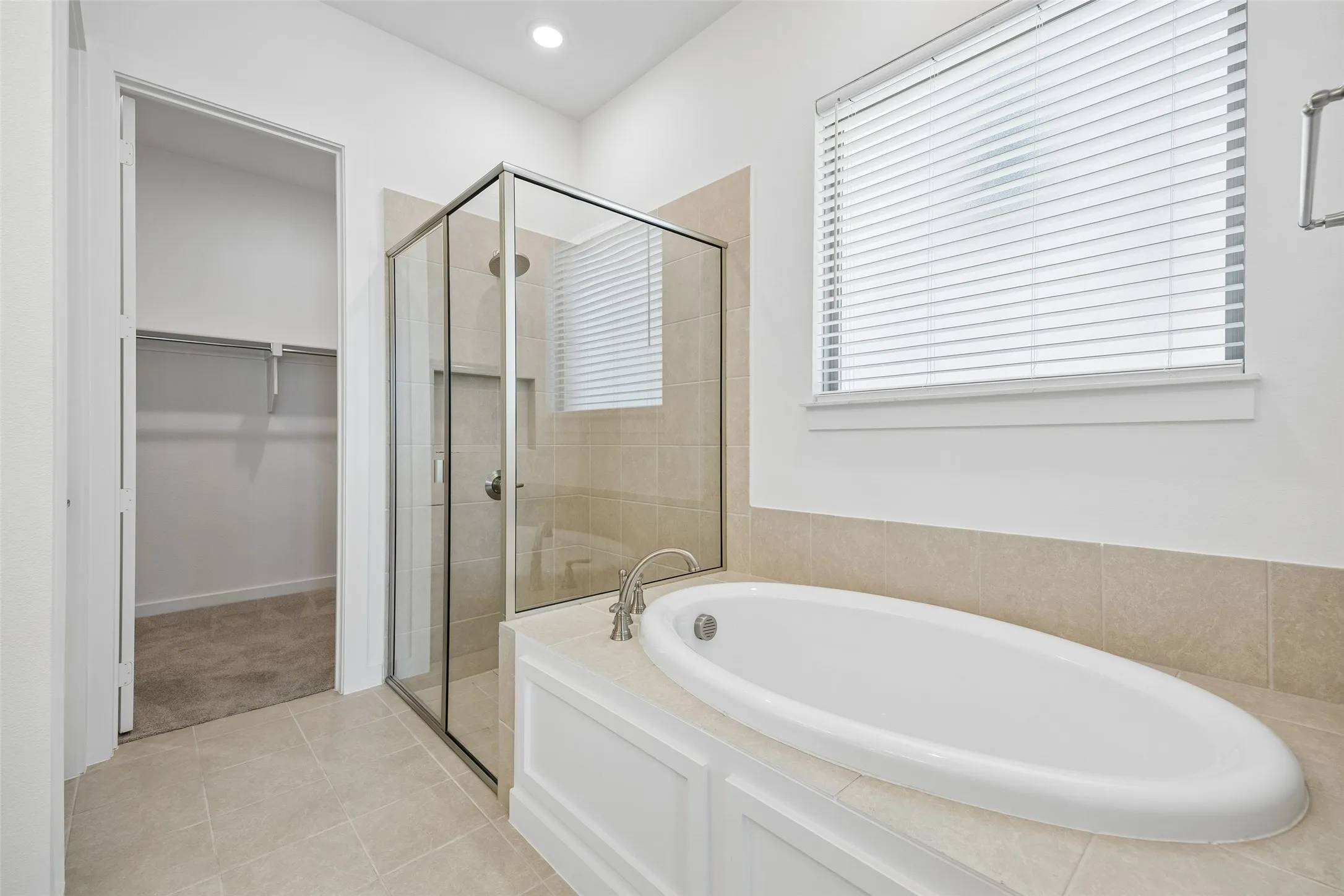 Single Family Residence For Sale in Collin County , 708 Kendall Lane, Celina, Texas 75009, 3 Bedroom, 3 Bathroom, 2 Garage spaces, 2,390 Sqft, built in 2024, mls#21377093, Real Estate Agent in Celina, Homes For Sale in Collin county, Homes For Sale in Celina, Realtor in Celina Texas, Real Estate Brokerage Independent Realty Texas, Luminita Cordes Realtor