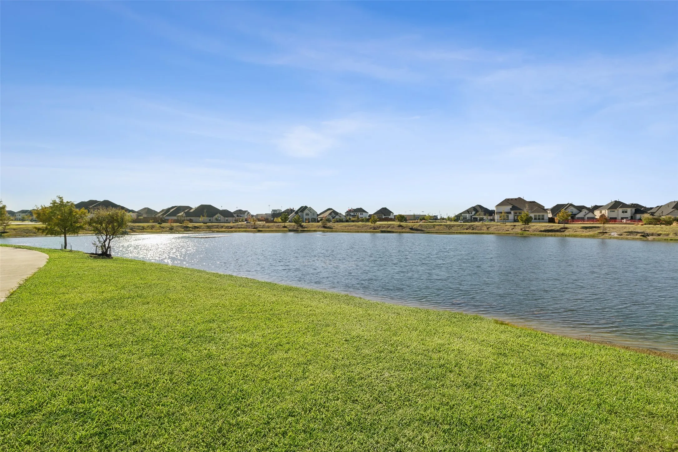 Single Family Residence For Sale in Collin County , 708 Kendall Lane, Celina, Texas 75009, 3 Bedroom, 3 Bathroom, 2 Garage spaces, 2,390 Sqft, built in 2024, mls#21377093, Real Estate Agent in Celina, Homes For Sale in Collin county, Homes For Sale in Celina, Realtor in Celina Texas, Real Estate Brokerage Independent Realty Texas, Luminita Cordes Realtor