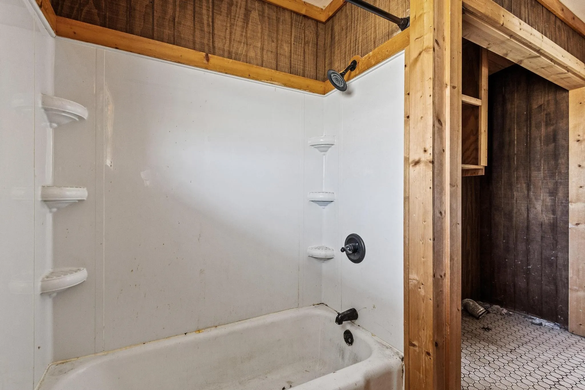 Single Family Residence For Sale in Grayson County , 3467 E Fm 120, Denison, Texas 75021, 2 Bedroom, 1 Bathroom, 1 Garage spaces, 1,366 Sqft, built in 1959, mls#21378310, Real Estate Agent in Denison, Homes For Sale in Grayson county, Homes For Sale in Denison, Realtor in Denison Texas, Real Estate Brokerage Independent Realty Texas, Luminita Cordes Realtor