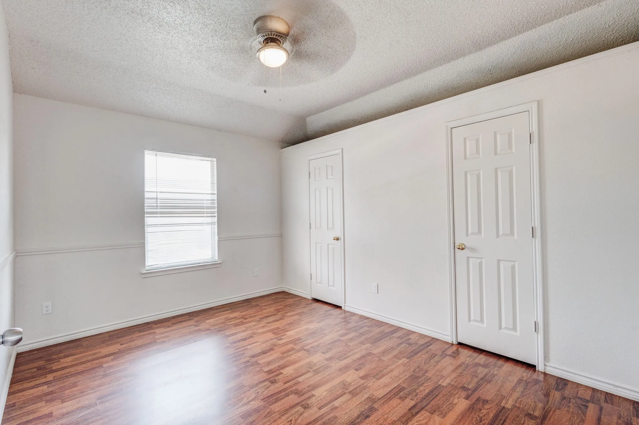 Single Family Residence For Rent in Rockwall County , 9118 Barton Creek Drive, Rowlett, Texas 75089, 4 Bedroom, 3 Bathroom, 2 Garage spaces, 2,334 Sqft, built in 1992, mls#21374219, Real Estate Agent in Rowlett, Homes For Rent in Rockwall county, Homes For Rent in Rowlett, Realtor in Rowlett Texas, Real Estate Brokerage Independent Realty Texas, Luminita Cordes Realtor