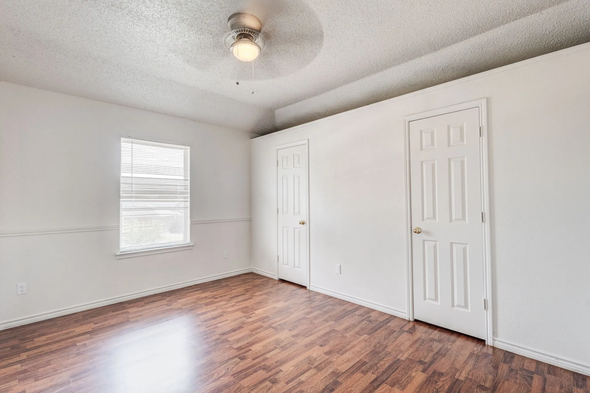 Single Family Residence For Rent in Rockwall County , 9118 Barton Creek Drive, Rowlett, Texas 75089, 4 Bedroom, 3 Bathroom, 2 Garage spaces, 2,334 Sqft, built in 1992, mls#21374219, Real Estate Agent in Rowlett, Homes For Rent in Rockwall county, Homes For Rent in Rowlett, Realtor in Rowlett Texas, Real Estate Brokerage Independent Realty Texas, Luminita Cordes Realtor