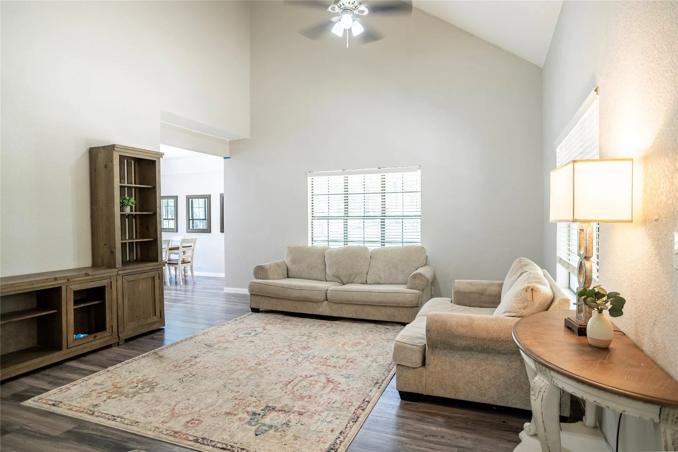 Single Family Residence For Sale in Wise County , 696 Indian Trail, Decatur, Texas 76234, 4 Bedroom, 3 Bathroom, 2 Garage spaces, 2,895 Sqft, built in 1997, mls#21378187, Real Estate Agent in Decatur, Homes For Sale in Wise county, Homes For Sale in Decatur, Realtor in Decatur Texas, Real Estate Brokerage Independent Realty Texas, Luminita Cordes Realtor