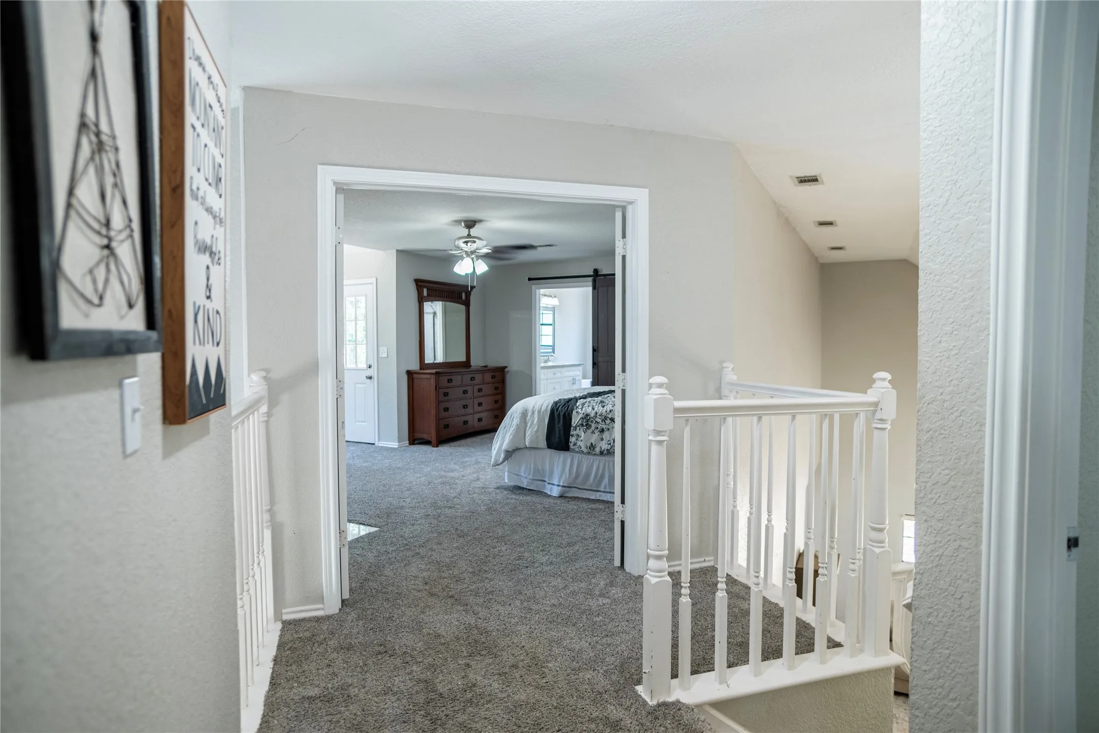 Single Family Residence For Sale in Wise County , 696 Indian Trail, Decatur, Texas 76234, 4 Bedroom, 3 Bathroom, 2 Garage spaces, 2,895 Sqft, built in 1997, mls#21378187, Real Estate Agent in Decatur, Homes For Sale in Wise county, Homes For Sale in Decatur, Realtor in Decatur Texas, Real Estate Brokerage Independent Realty Texas, Luminita Cordes Realtor