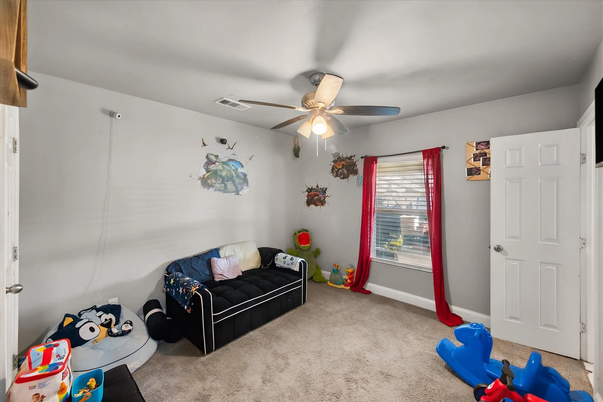 2nd bedroom as kids room