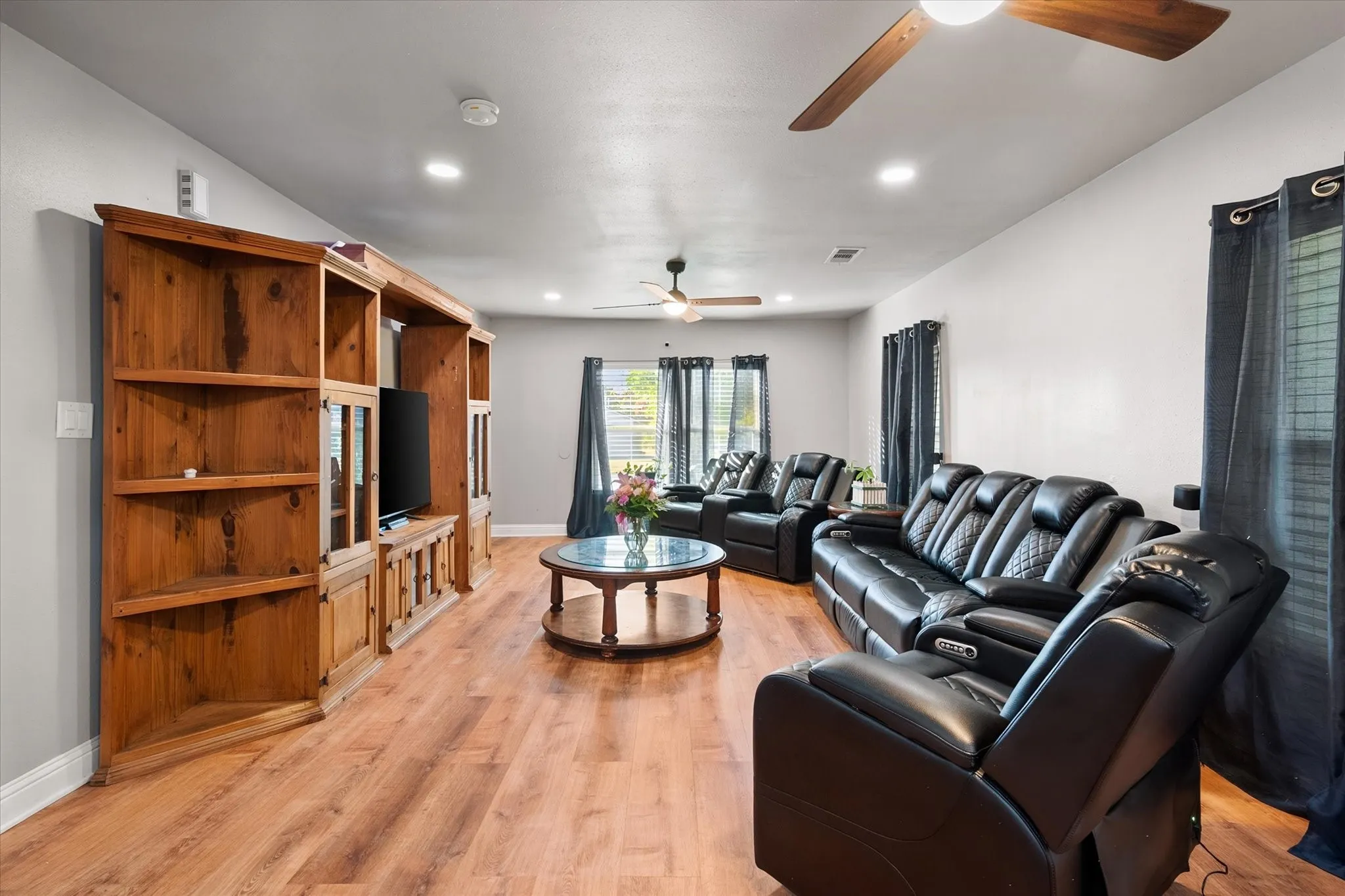 living/dining combo