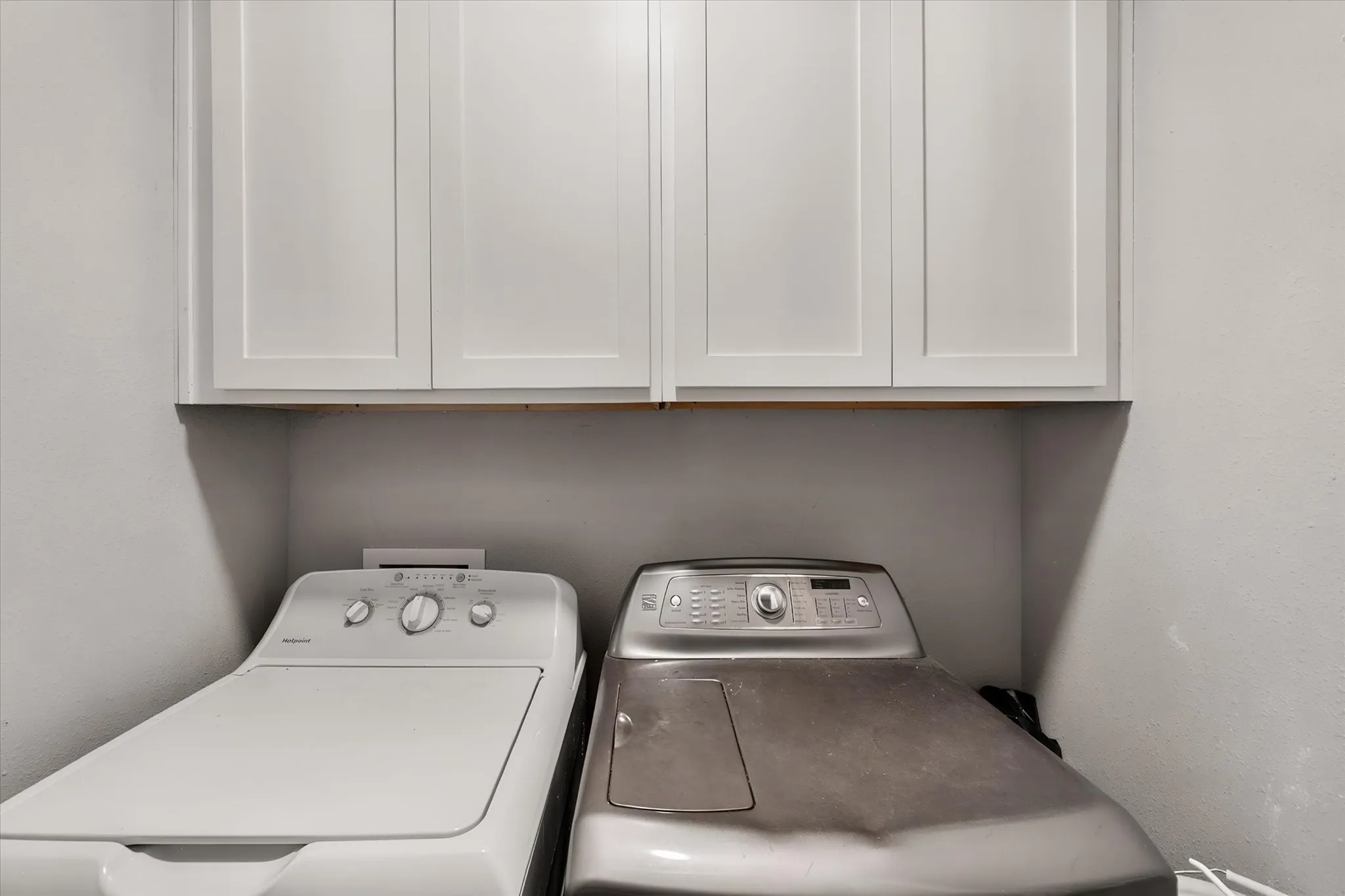 Single Family Residence For Sale in Navarro County , 304 T A Carroll Avenue, Corsicana, Texas 75110, 3 Bedroom, 3 Bathroom, Garage spaces, 1,176 Sqft, built in 1940, mls#21378317, Real Estate Agent in Corsicana, Homes For Sale in Navarro county, Homes For Sale in Corsicana, Realtor in Corsicana Texas, Real Estate Brokerage Independent Realty Texas, Luminita Cordes Realtor