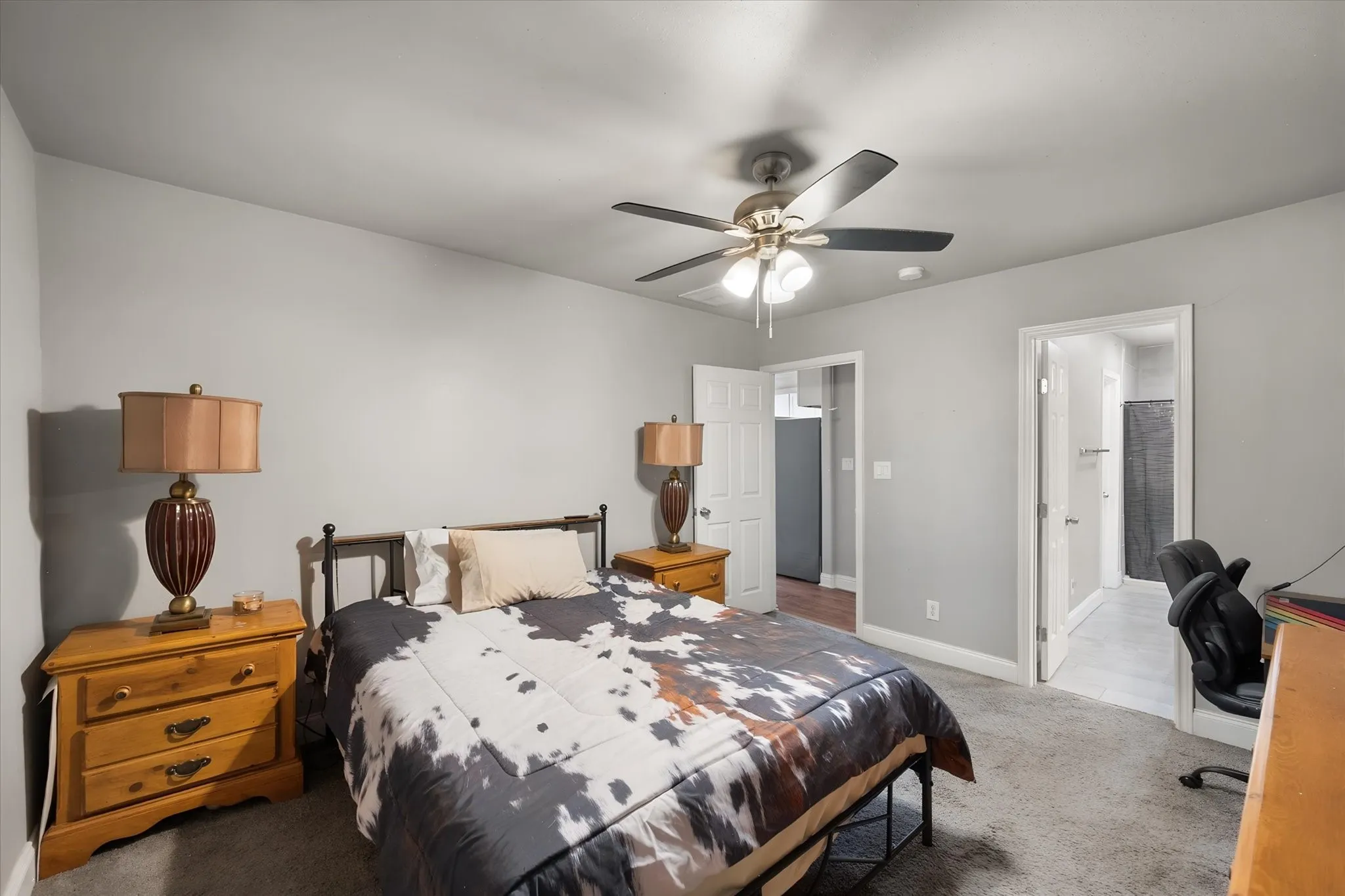 Single Family Residence For Sale in Navarro County , 304 T A Carroll Avenue, Corsicana, Texas 75110, 3 Bedroom, 3 Bathroom, Garage spaces, 1,176 Sqft, built in 1940, mls#21378317, Real Estate Agent in Corsicana, Homes For Sale in Navarro county, Homes For Sale in Corsicana, Realtor in Corsicana Texas, Real Estate Brokerage Independent Realty Texas, Luminita Cordes Realtor