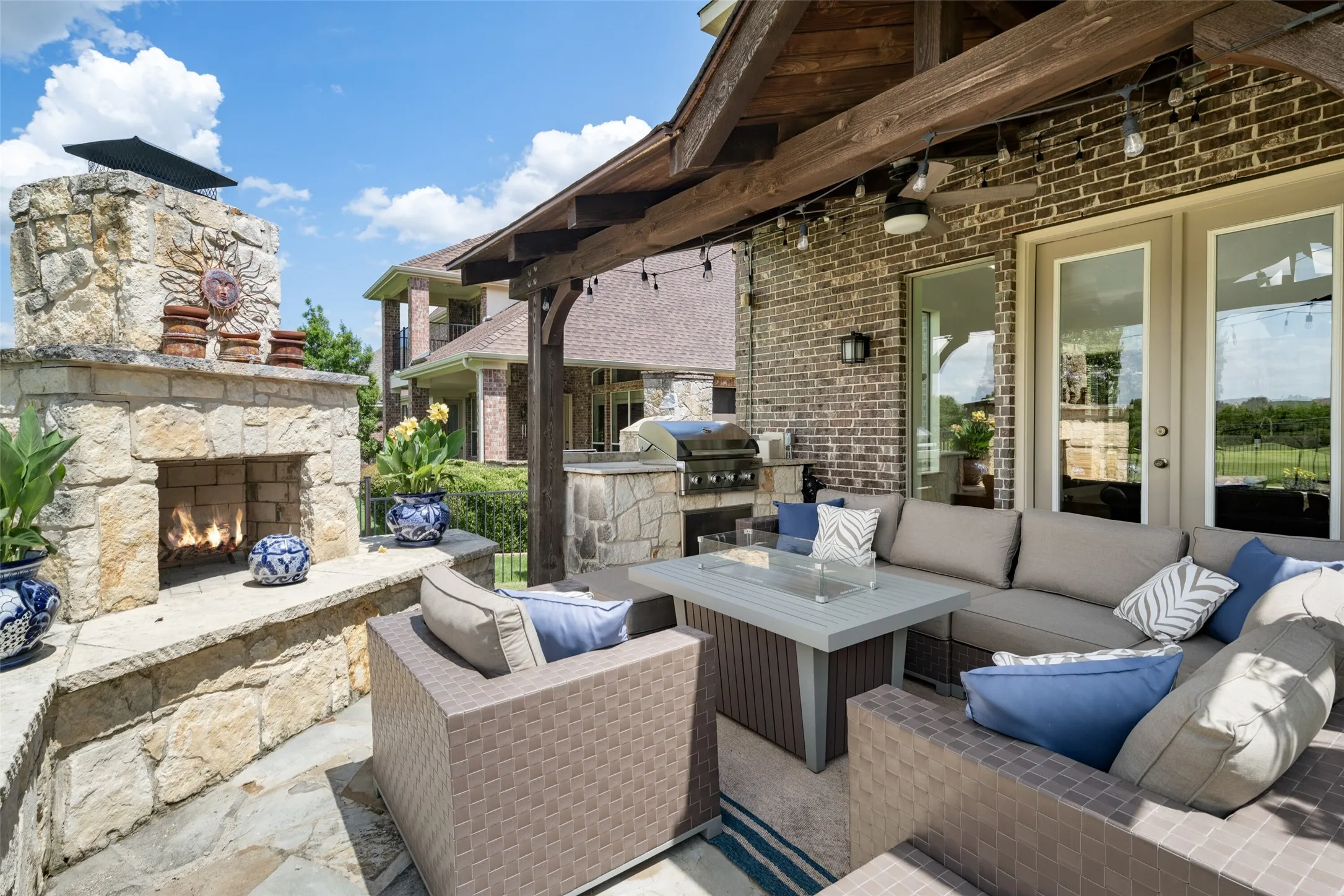 Single Family Residence For Sale in Collin County , 2801 Meadow Ridge Drive, Prosper, Texas 75078, 5 Bedroom, 4 Bathroom, 2 Garage spaces, 3,941 Sqft, built in 2010, mls#21378308, Real Estate Agent in Prosper, Homes For Sale in Collin county, Homes For Sale in Prosper, Realtor in Prosper Texas, Real Estate Brokerage Independent Realty Texas, Luminita Cordes Realtor