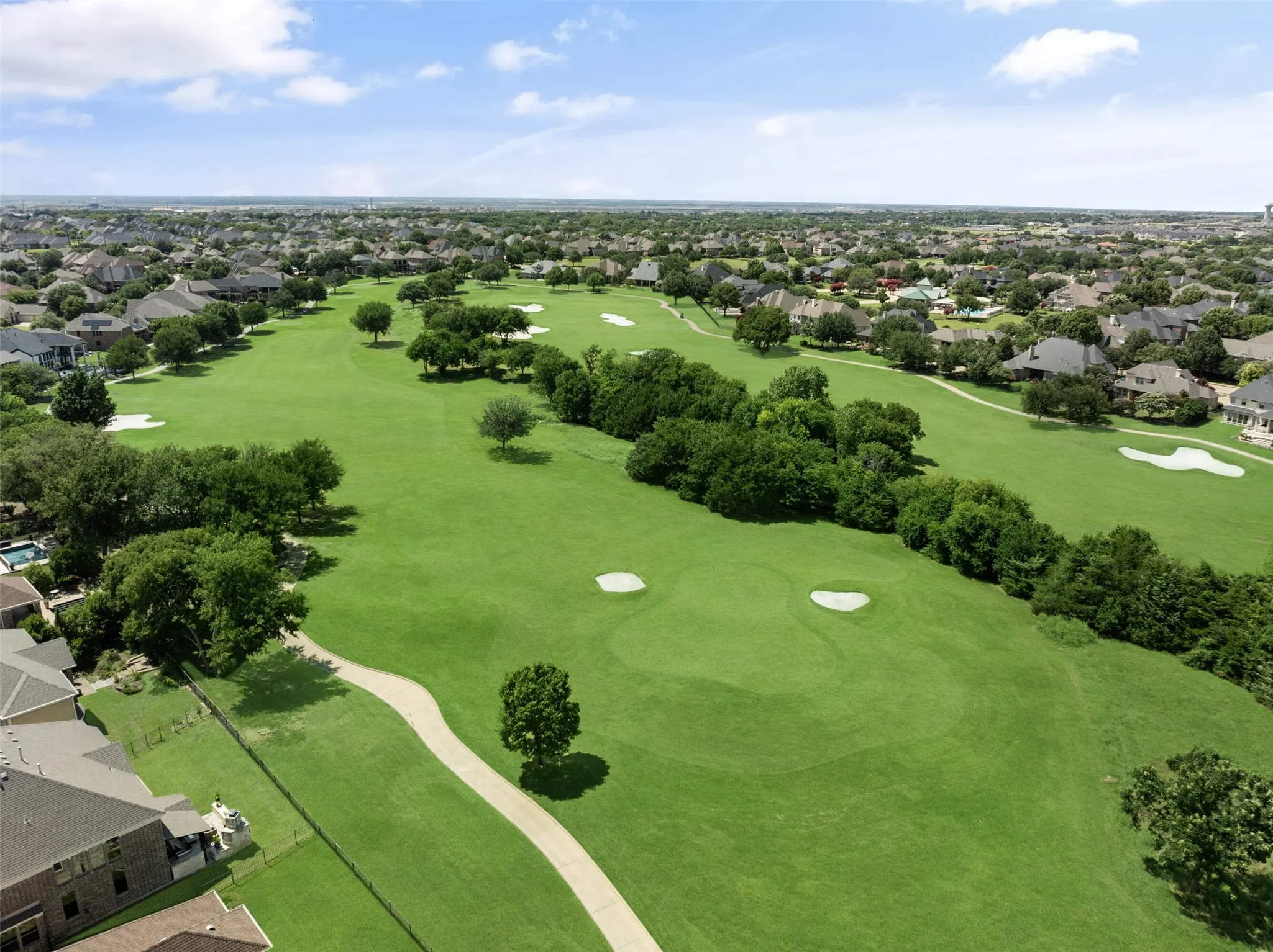 Single Family Residence For Sale in Collin County , 2801 Meadow Ridge Drive, Prosper, Texas 75078, 5 Bedroom, 4 Bathroom, 2 Garage spaces, 3,941 Sqft, built in 2010, mls#21378308, Real Estate Agent in Prosper, Homes For Sale in Collin county, Homes For Sale in Prosper, Realtor in Prosper Texas, Real Estate Brokerage Independent Realty Texas, Luminita Cordes Realtor