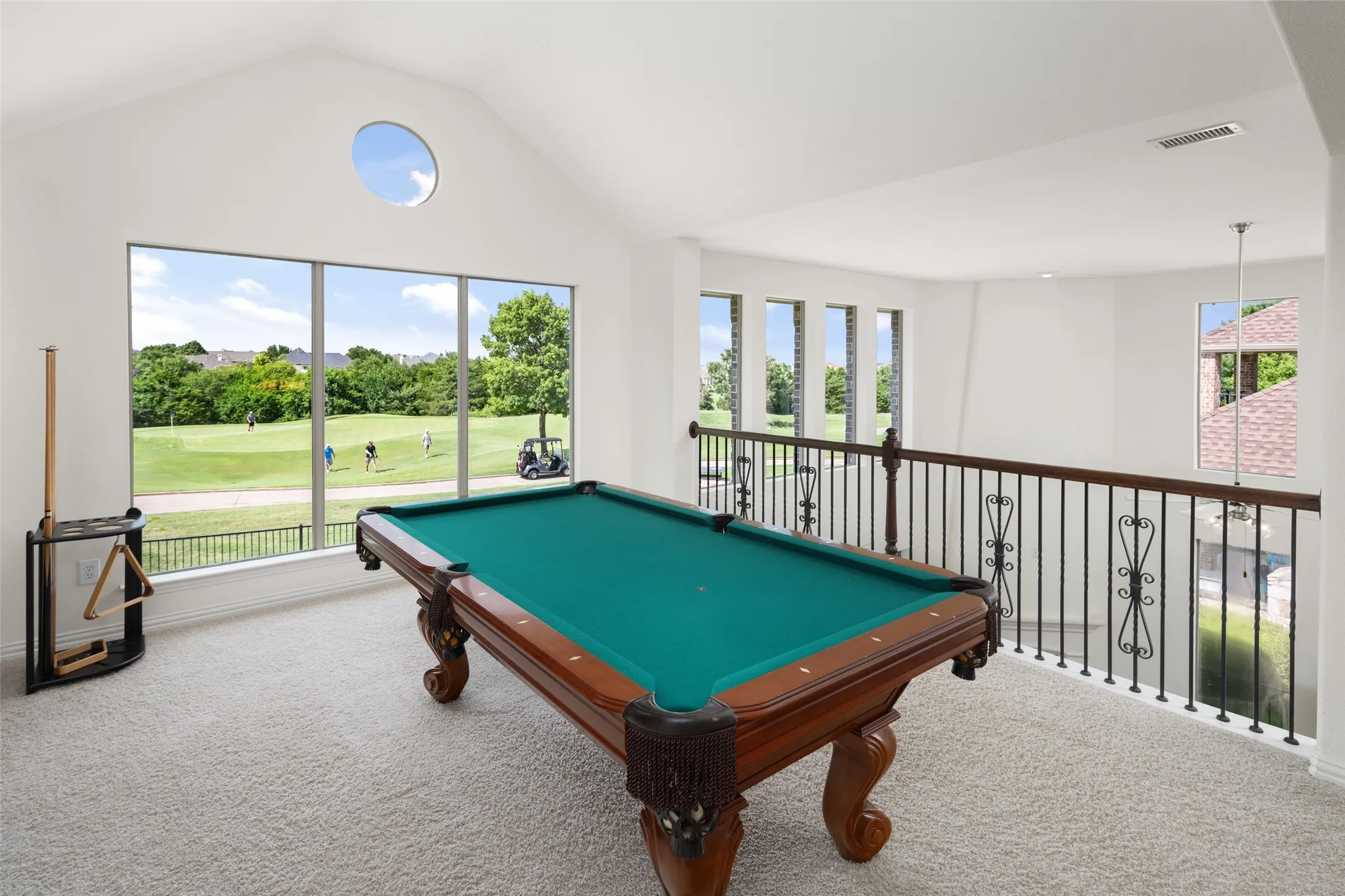 Single Family Residence For Sale in Collin County , 2801 Meadow Ridge Drive, Prosper, Texas 75078, 5 Bedroom, 4 Bathroom, 2 Garage spaces, 3,941 Sqft, built in 2010, mls#21378308, Real Estate Agent in Prosper, Homes For Sale in Collin county, Homes For Sale in Prosper, Realtor in Prosper Texas, Real Estate Brokerage Independent Realty Texas, Luminita Cordes Realtor