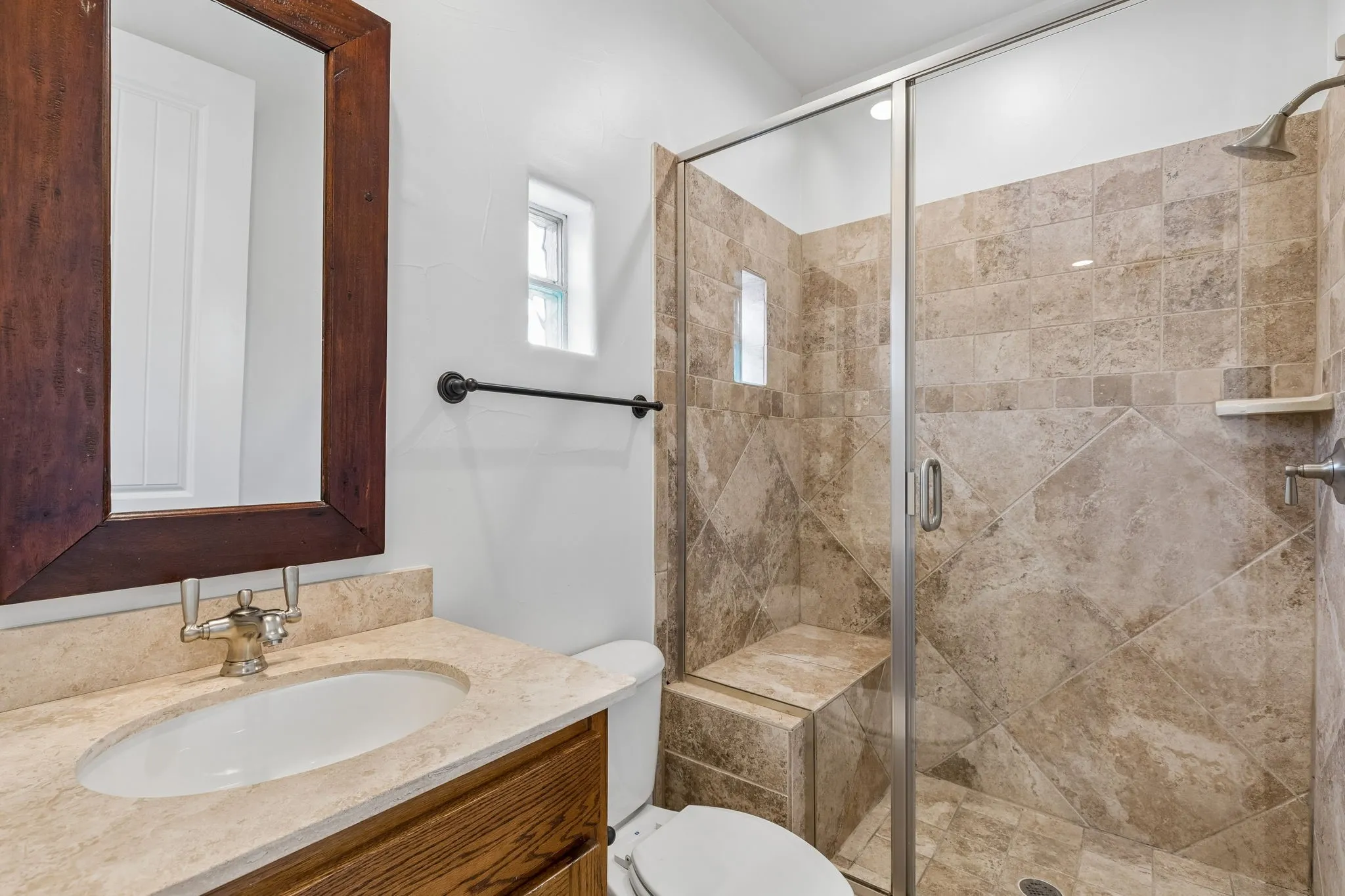 Condominium For Sale in Dallas County , 4406 Bowser Avenue 2, Dallas, Texas 75219, 3 Bedroom, 4 Bathroom, 2 Garage spaces, 1,894 Sqft, built in 2008, mls#21375781, Real Estate Agent in Dallas, Homes For Sale in Dallas county, Homes For Sale in Dallas, Realtor in Dallas Texas, Real Estate Brokerage Independent Realty Texas, Luminita Cordes Realtor
