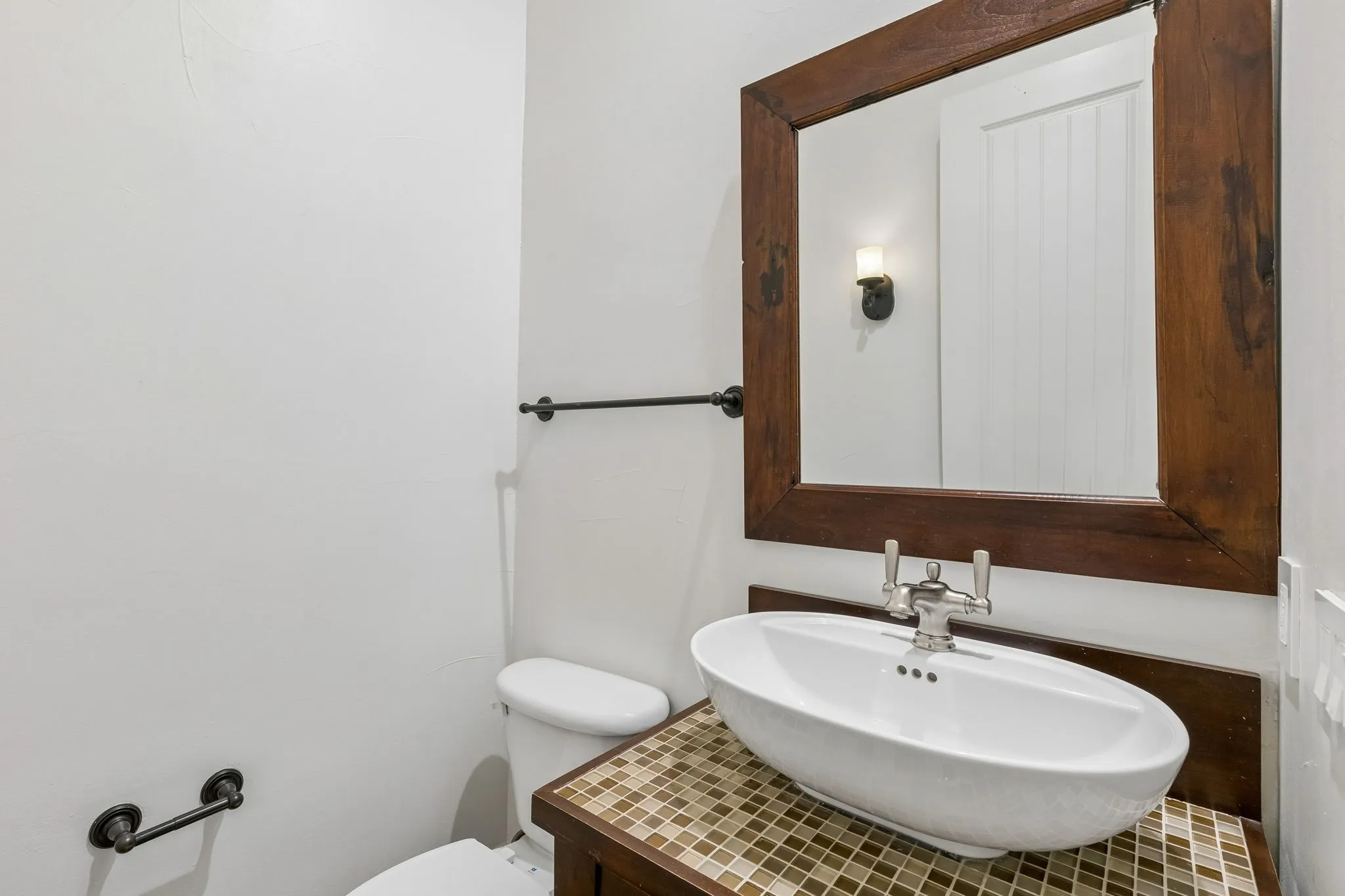 Condominium For Sale in Dallas County , 4406 Bowser Avenue 2, Dallas, Texas 75219, 3 Bedroom, 4 Bathroom, 2 Garage spaces, 1,894 Sqft, built in 2008, mls#21375781, Real Estate Agent in Dallas, Homes For Sale in Dallas county, Homes For Sale in Dallas, Realtor in Dallas Texas, Real Estate Brokerage Independent Realty Texas, Luminita Cordes Realtor