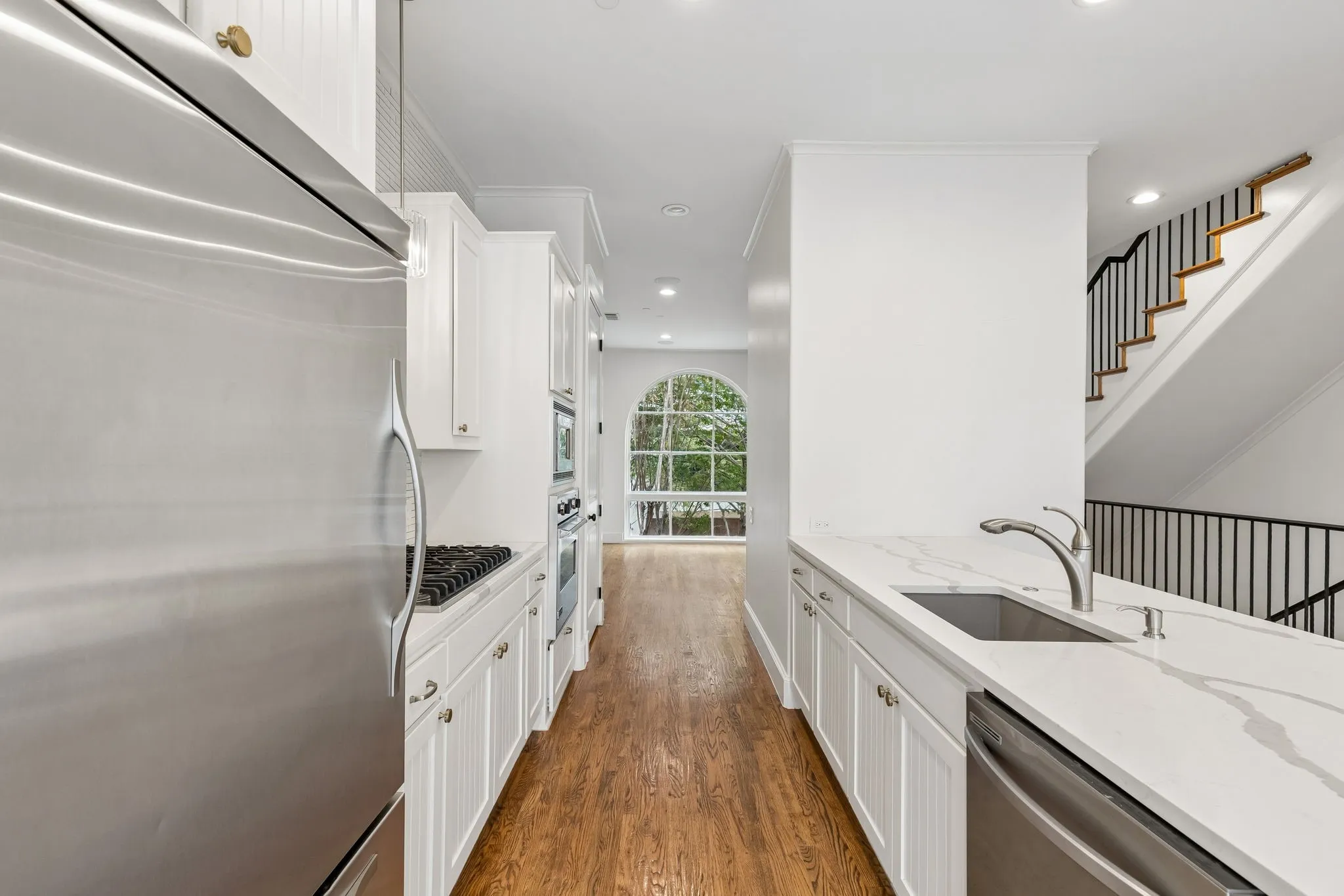 Condominium For Sale in Dallas County , 4406 Bowser Avenue 2, Dallas, Texas 75219, 3 Bedroom, 4 Bathroom, 2 Garage spaces, 1,894 Sqft, built in 2008, mls#21375781, Real Estate Agent in Dallas, Homes For Sale in Dallas county, Homes For Sale in Dallas, Realtor in Dallas Texas, Real Estate Brokerage Independent Realty Texas, Luminita Cordes Realtor